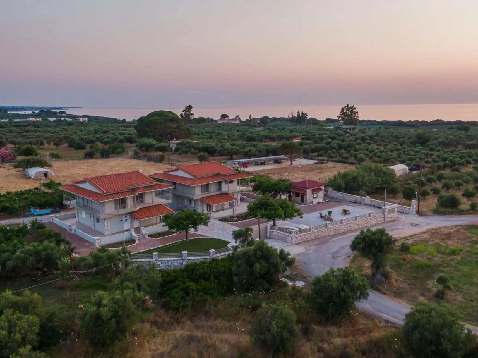 Property building in Terra Hélios Suites & Studios