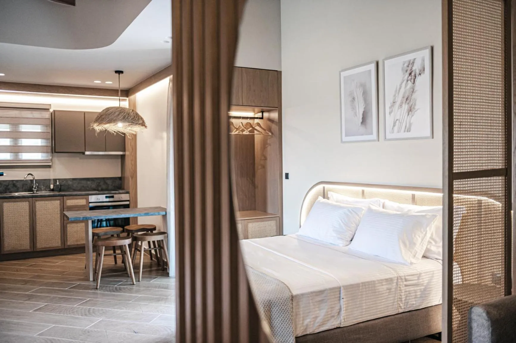 Bed in Terra Hélios Suites & Studios