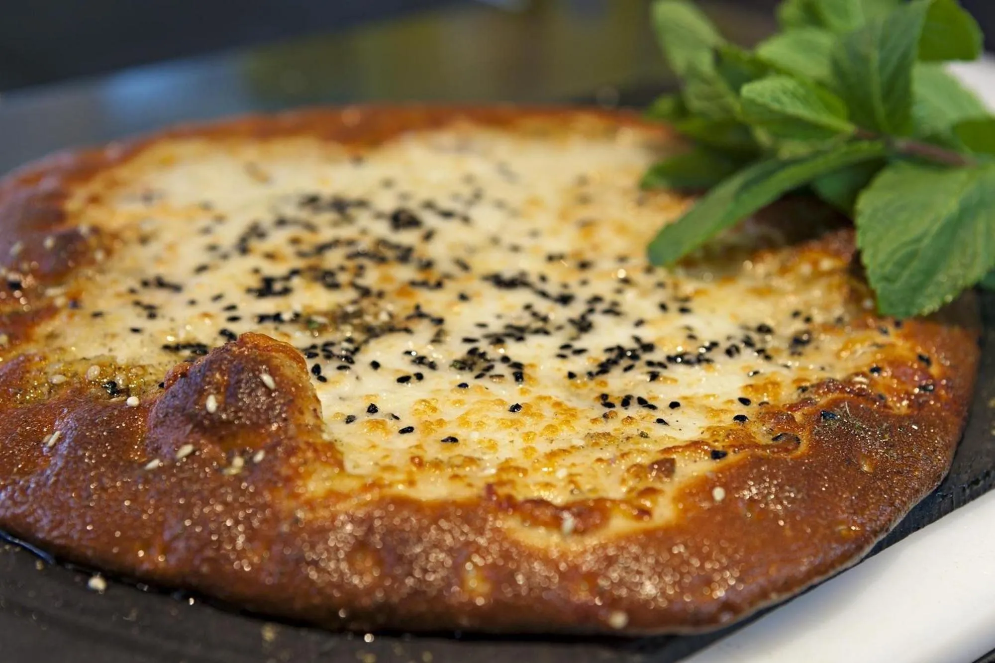 Restaurant/places to eat in 54 Queen's Gate Hotel