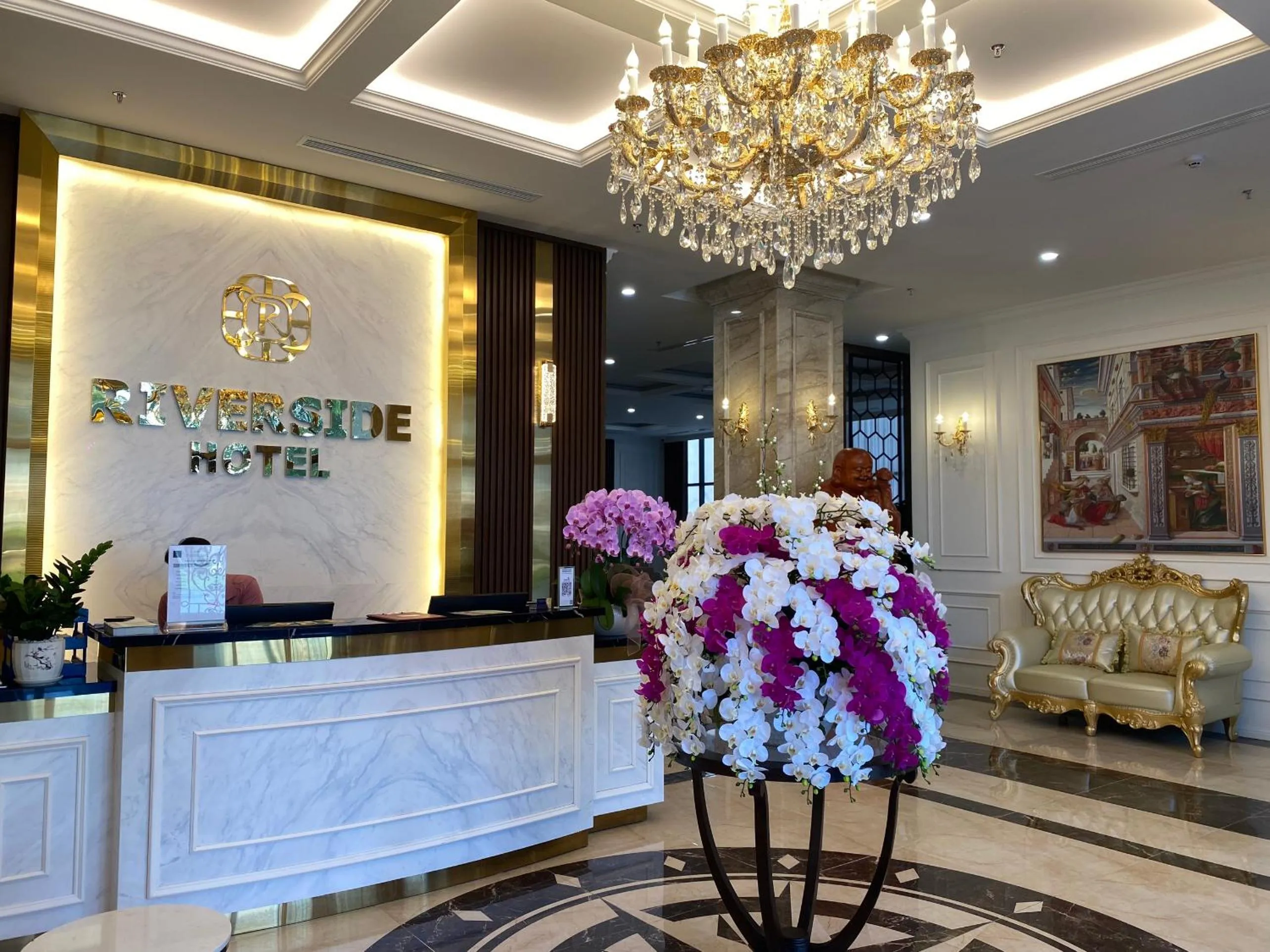 Lobby or reception in Riverside Hotel Hà Nam