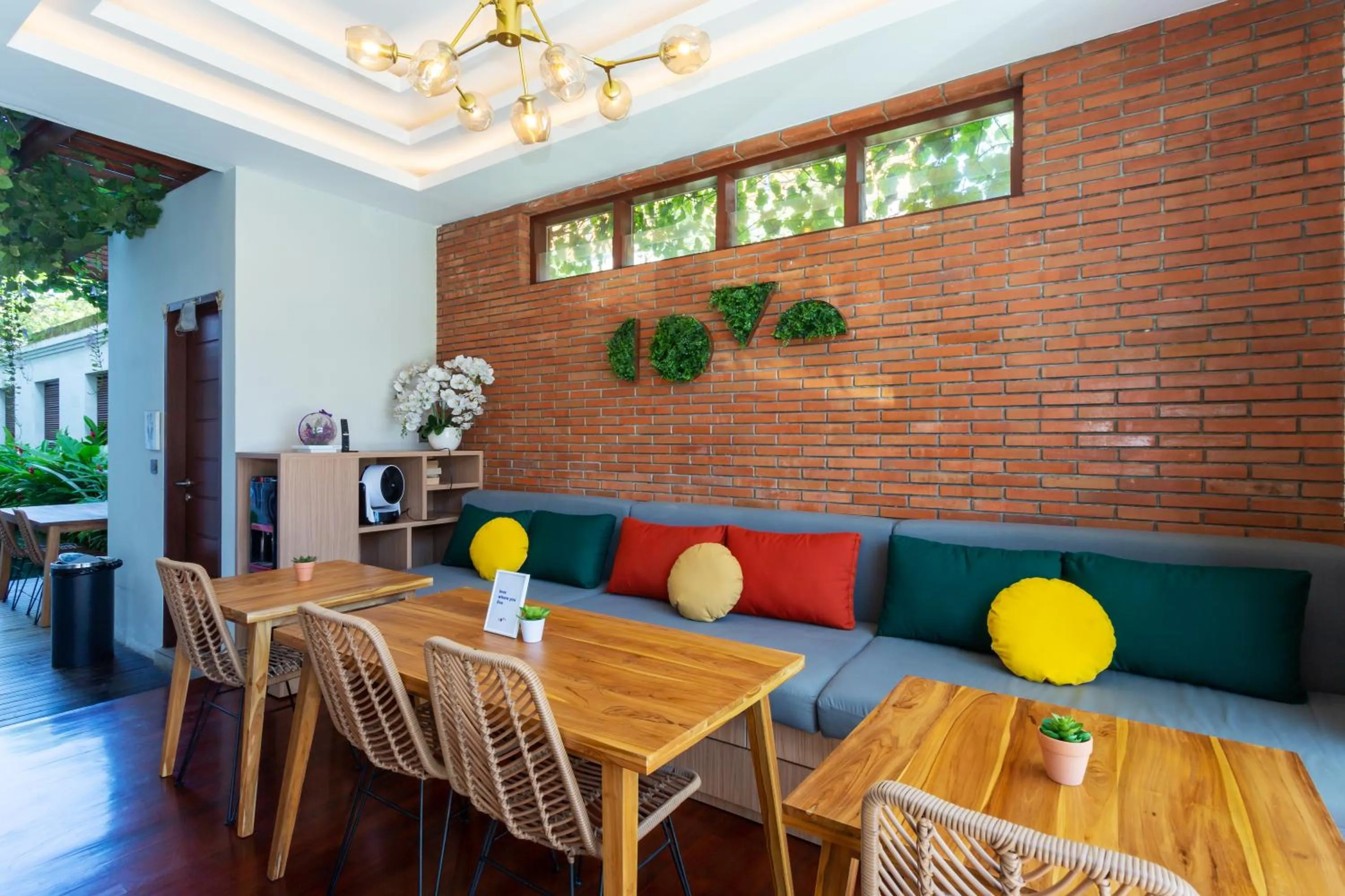 Seating area in Cove Ransha Stay