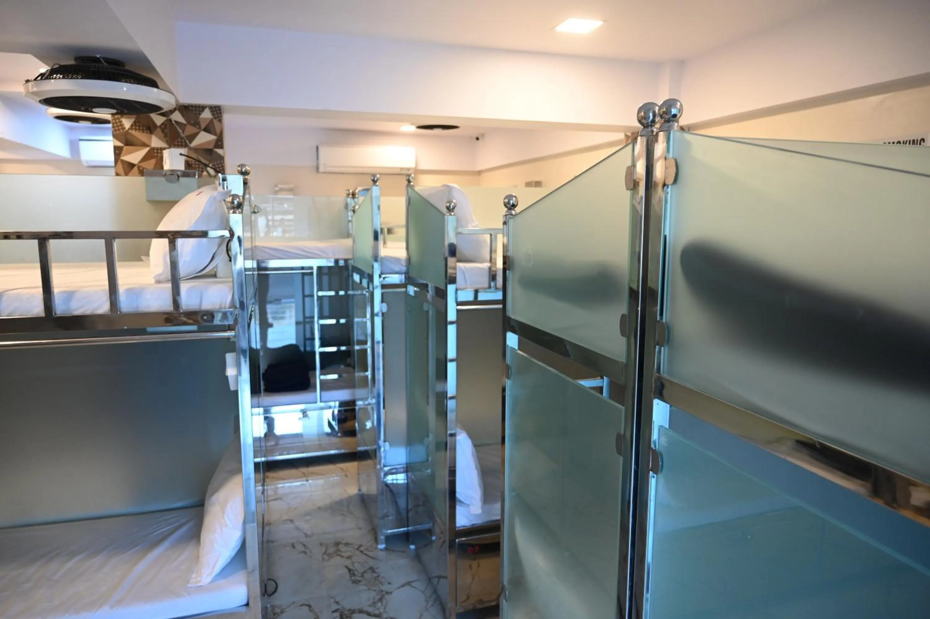 Bed in Sagar Dormitory Andheri - Nearest to Andheri Railway Station West