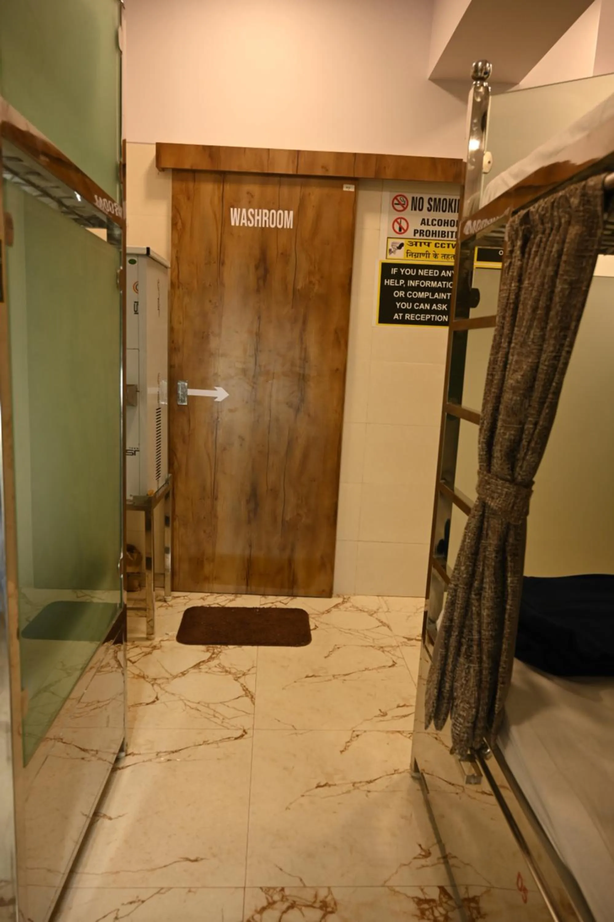 Bed in Sagar Dormitory Andheri - Nearest to Andheri Railway Station West