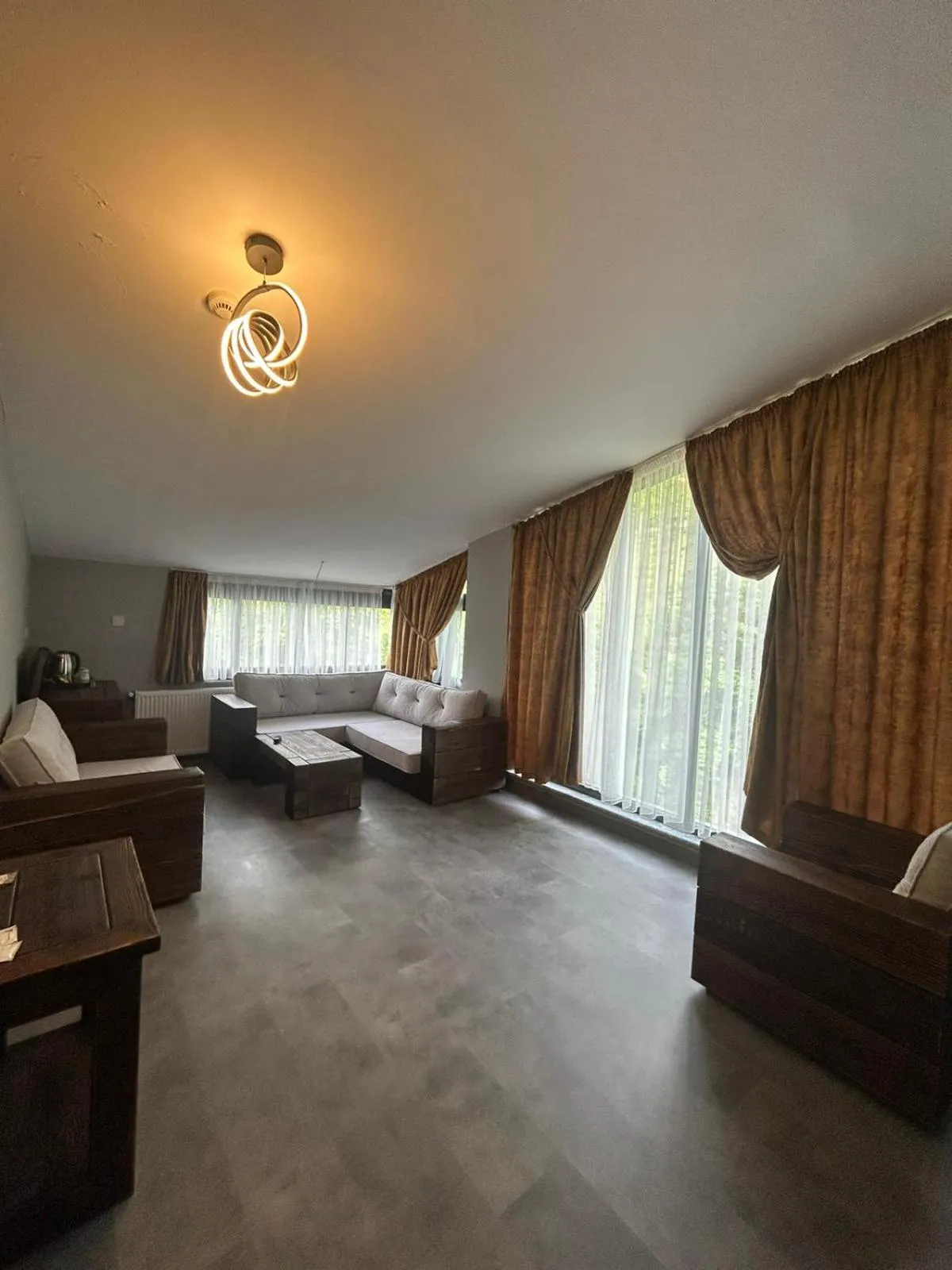 Living room in Macartaşı Hotel