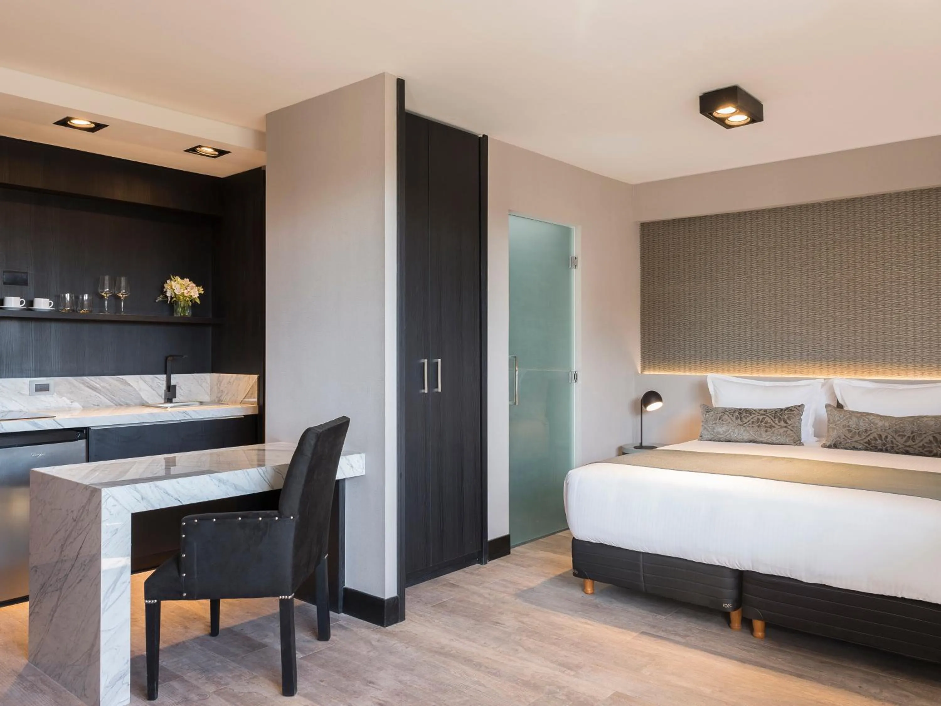 Kitchen or kitchenette, Bed in Casa Joseph