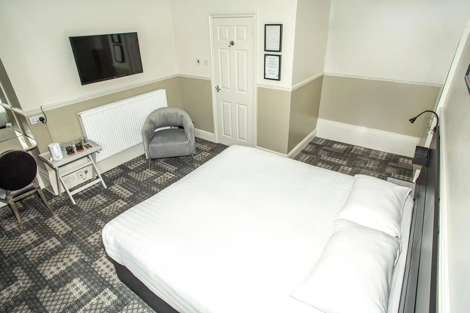 Double Room Ensuite in Jewells Guest Accommodation Double Room Ensuite in Jewells Guest Accommodation