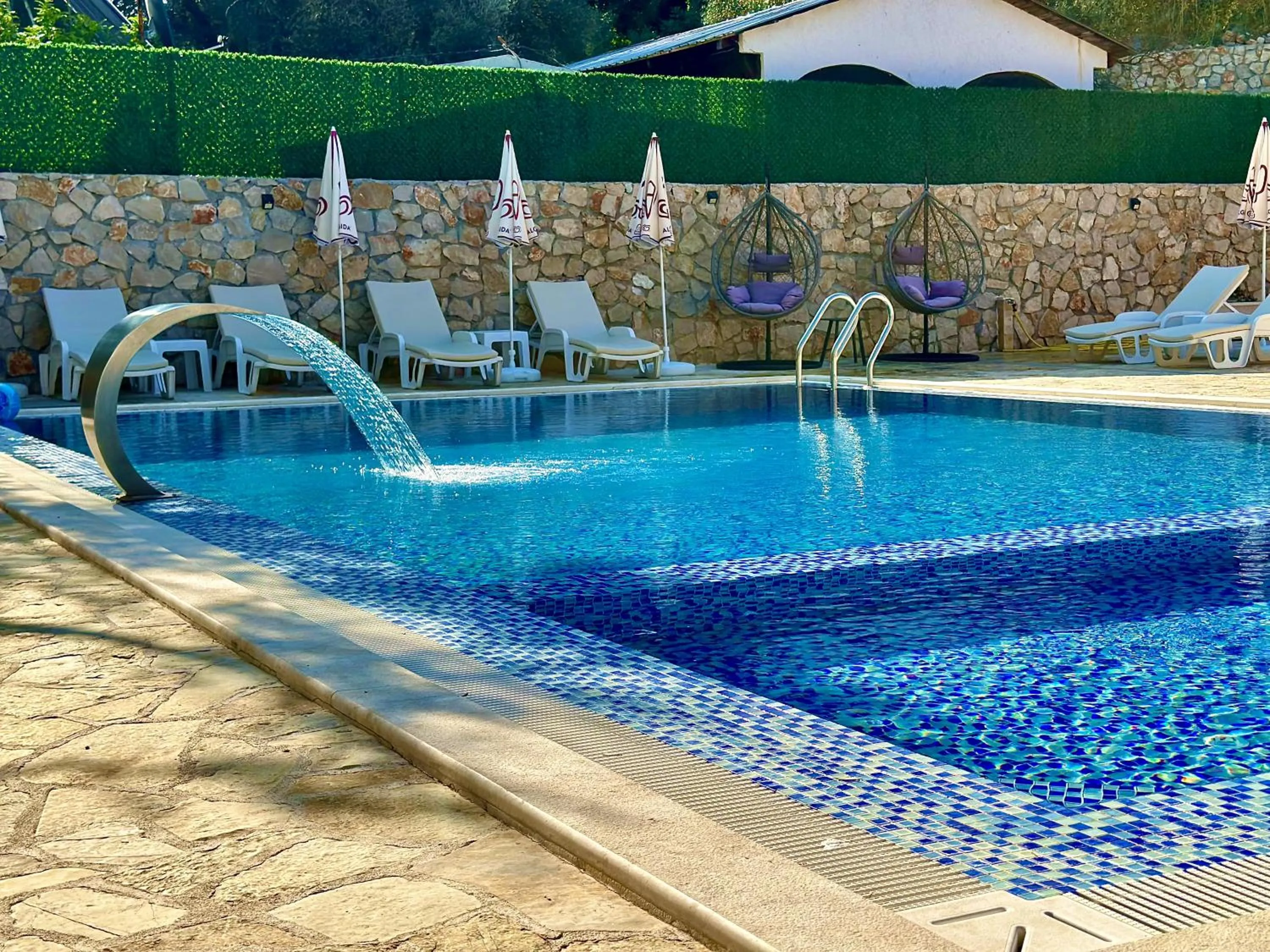 Day in Akhdar Apartments