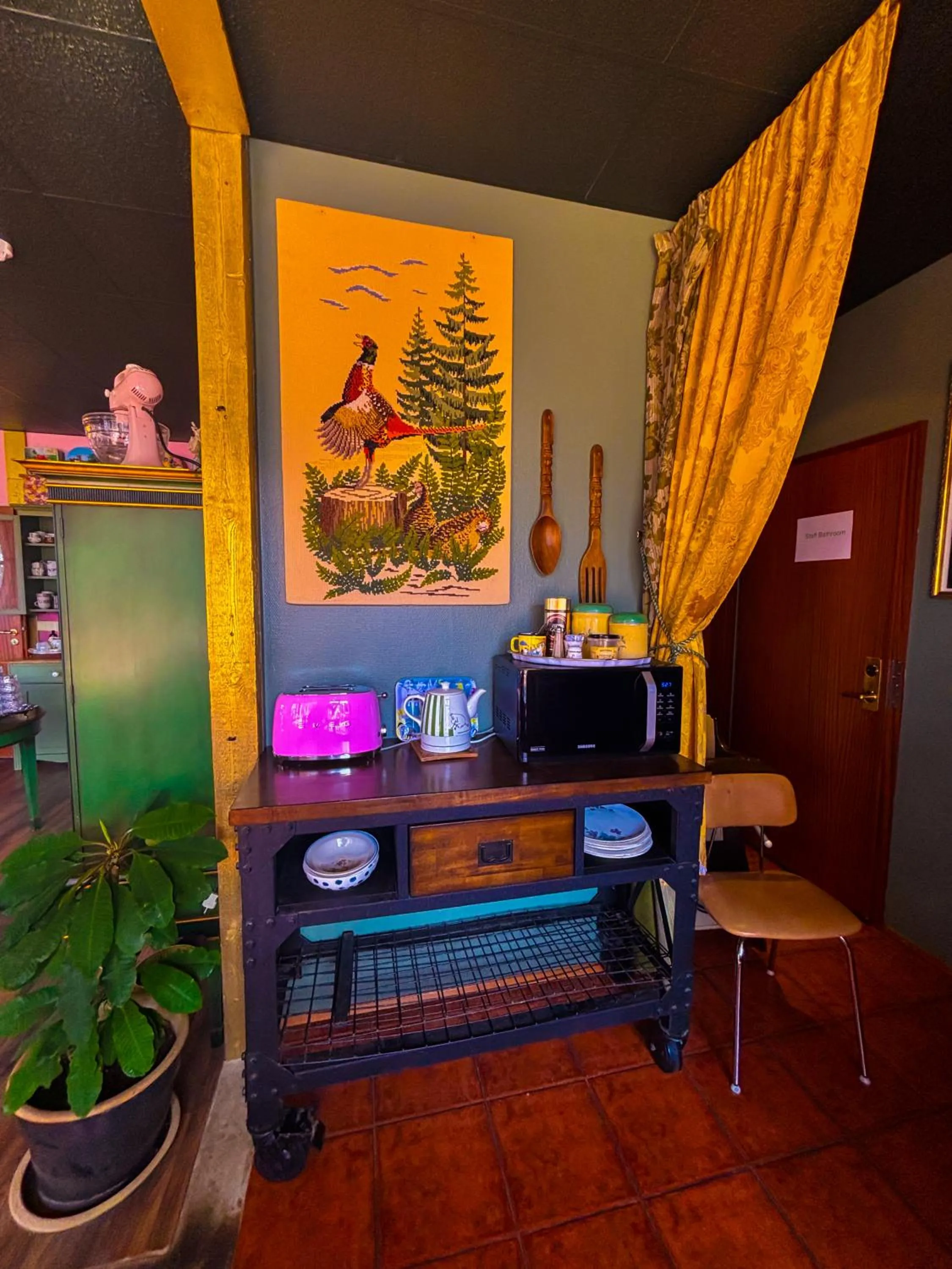 microwave in Hotel Brú countryside