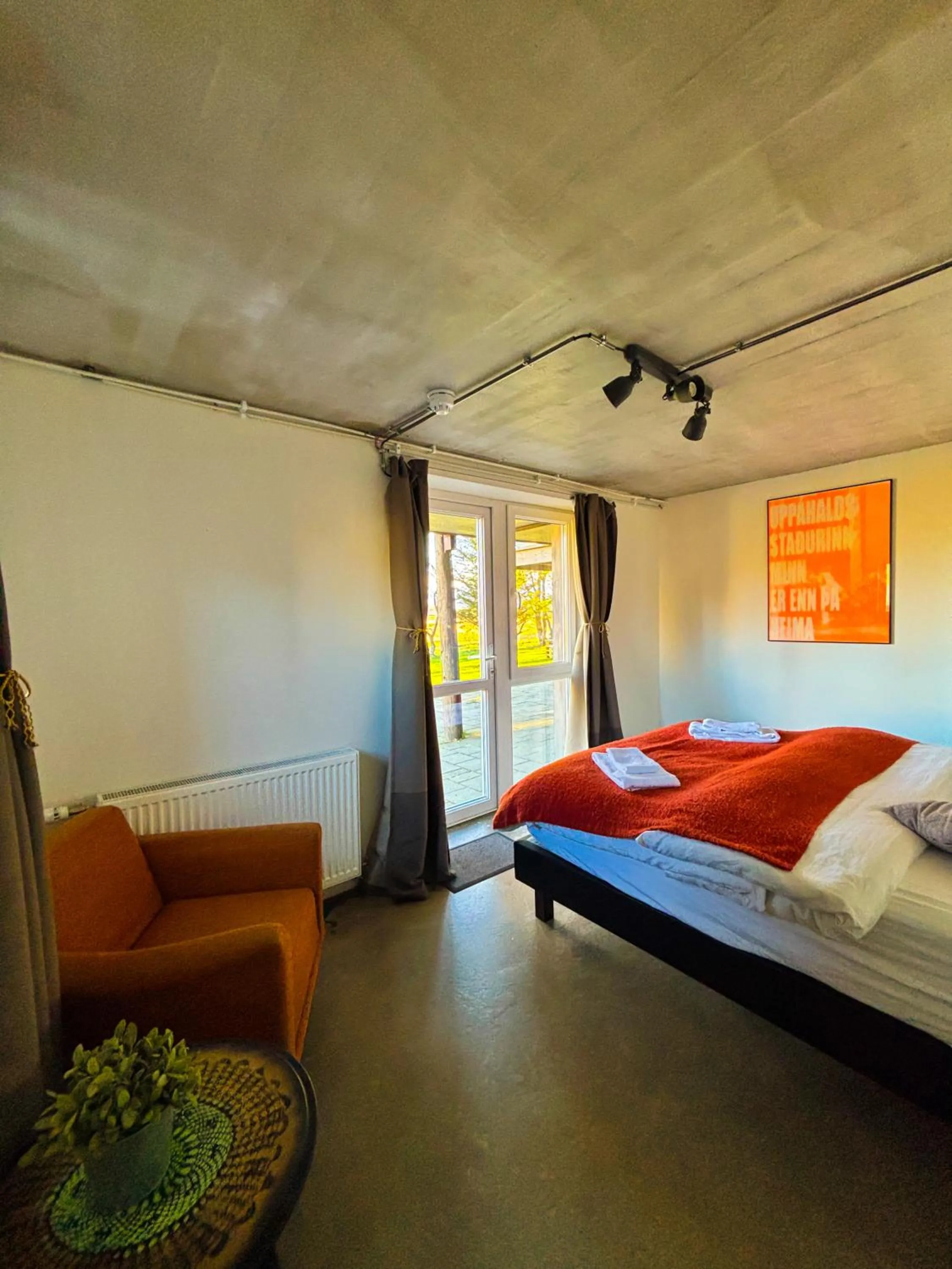 Bed in Hotel Brú countryside