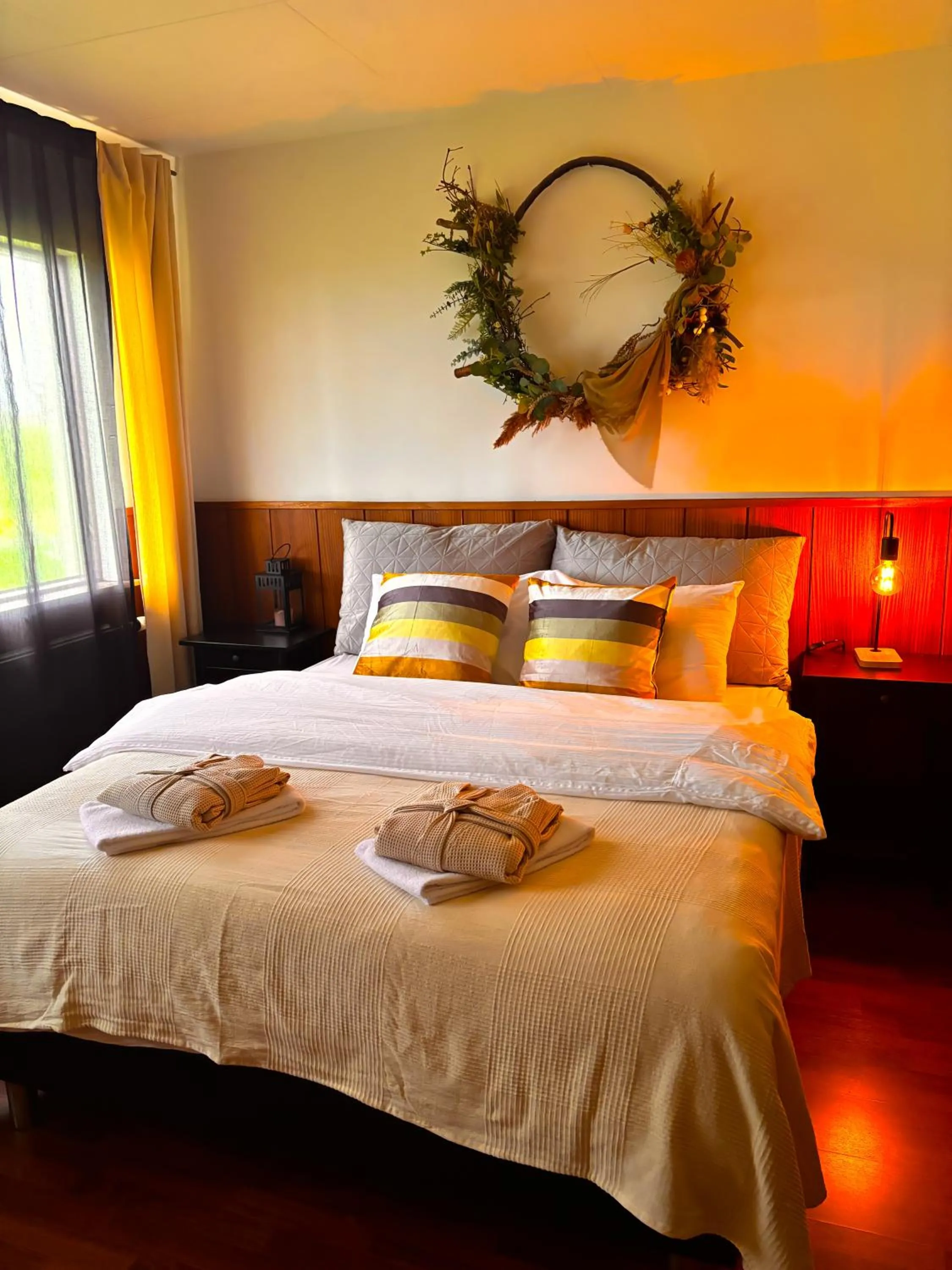 Bed in Hotel Brú countryside