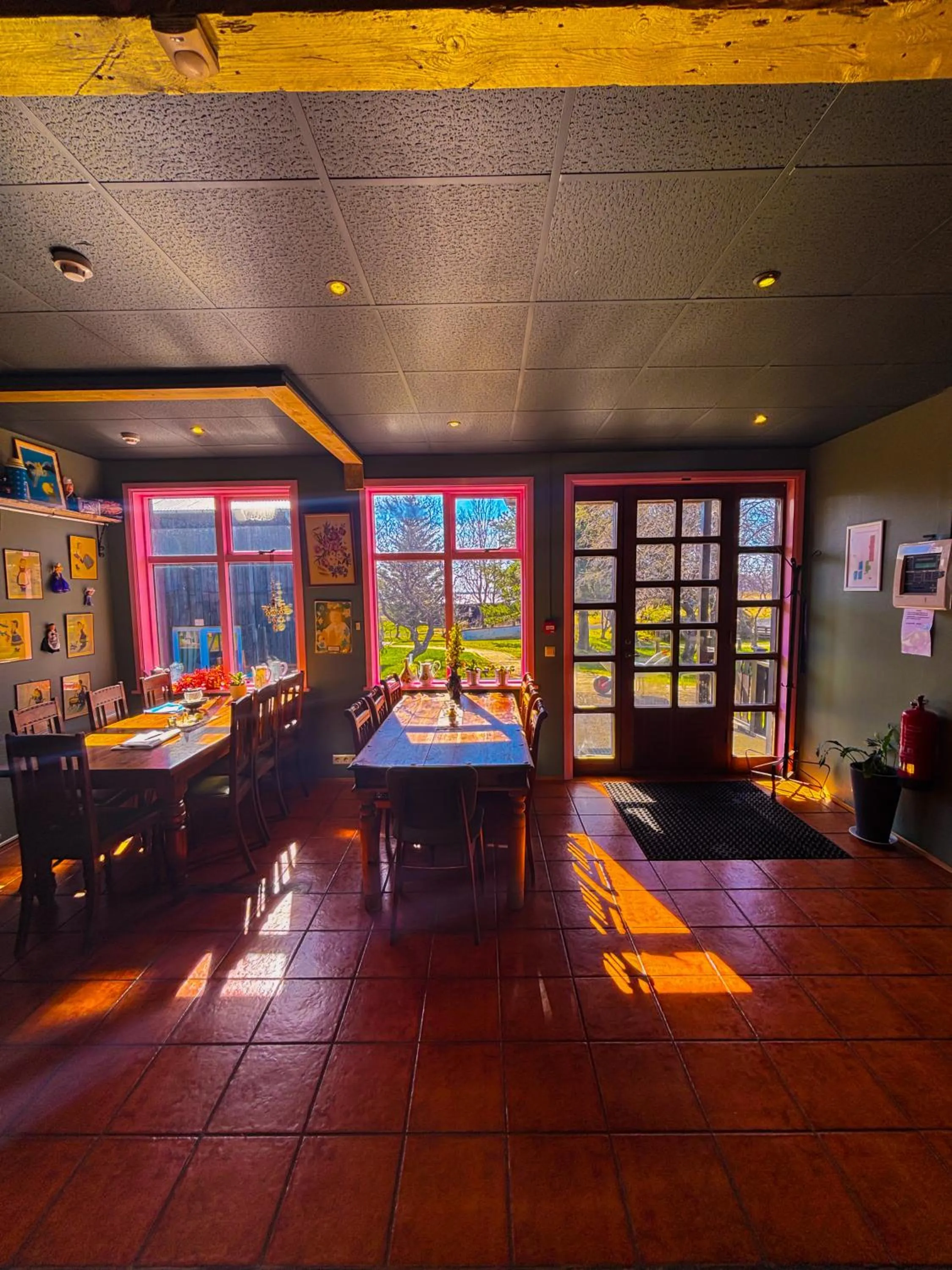 Restaurant/places to eat in Hotel Brú countryside