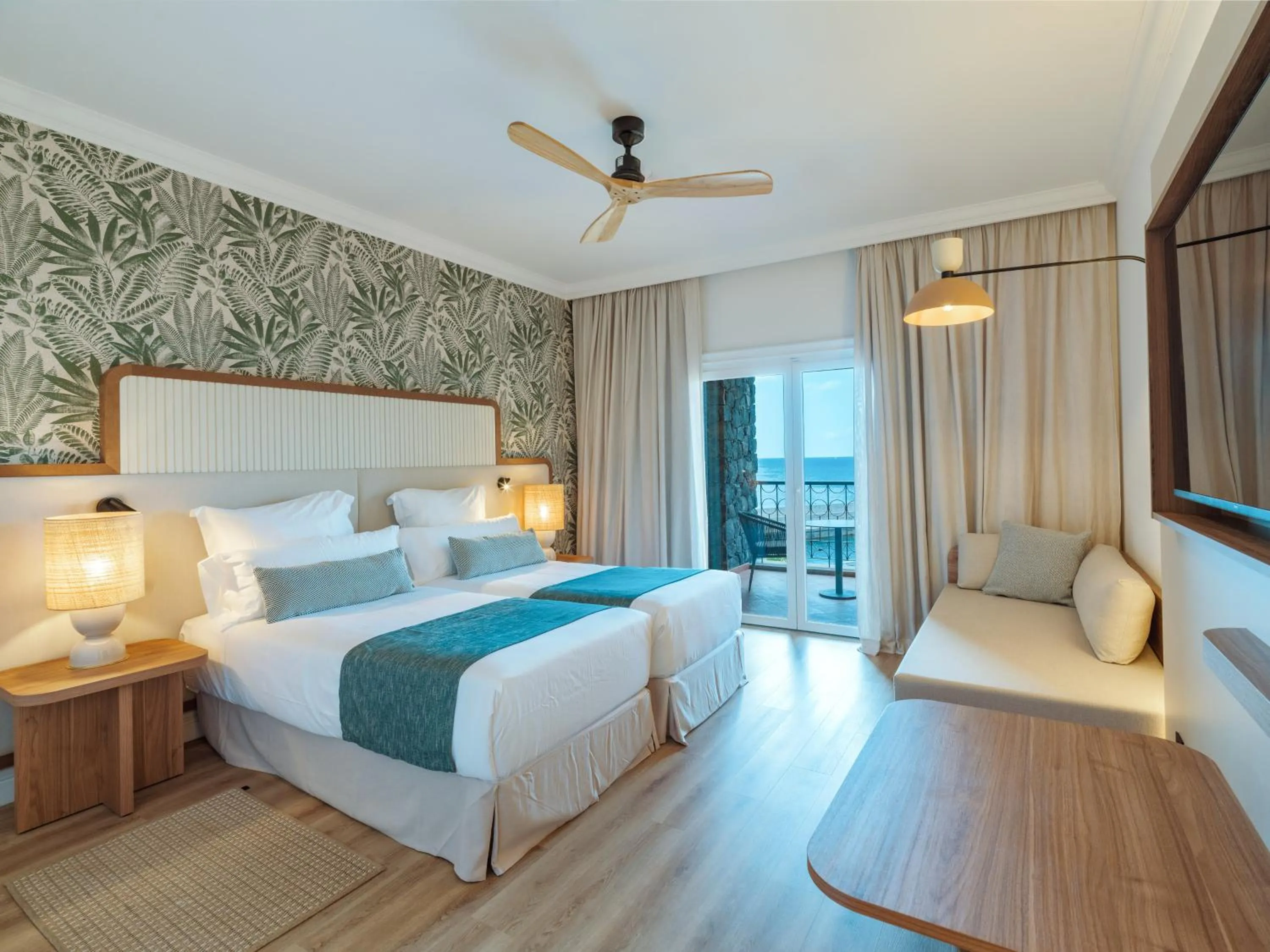 Bed in Dreams Madeira Resort Spa & Marina