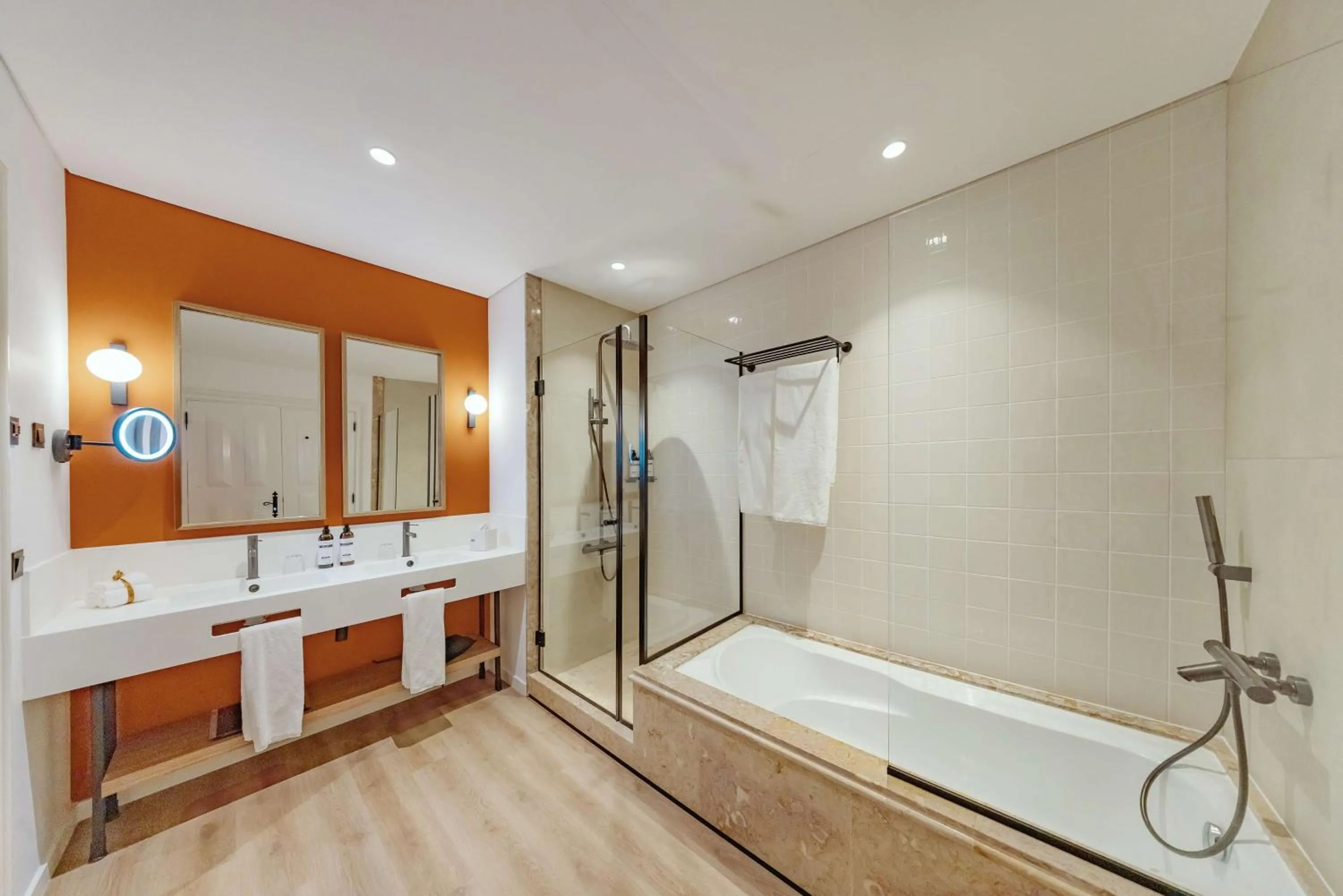 Bathroom in Dreams Madeira Resort Spa & Marina