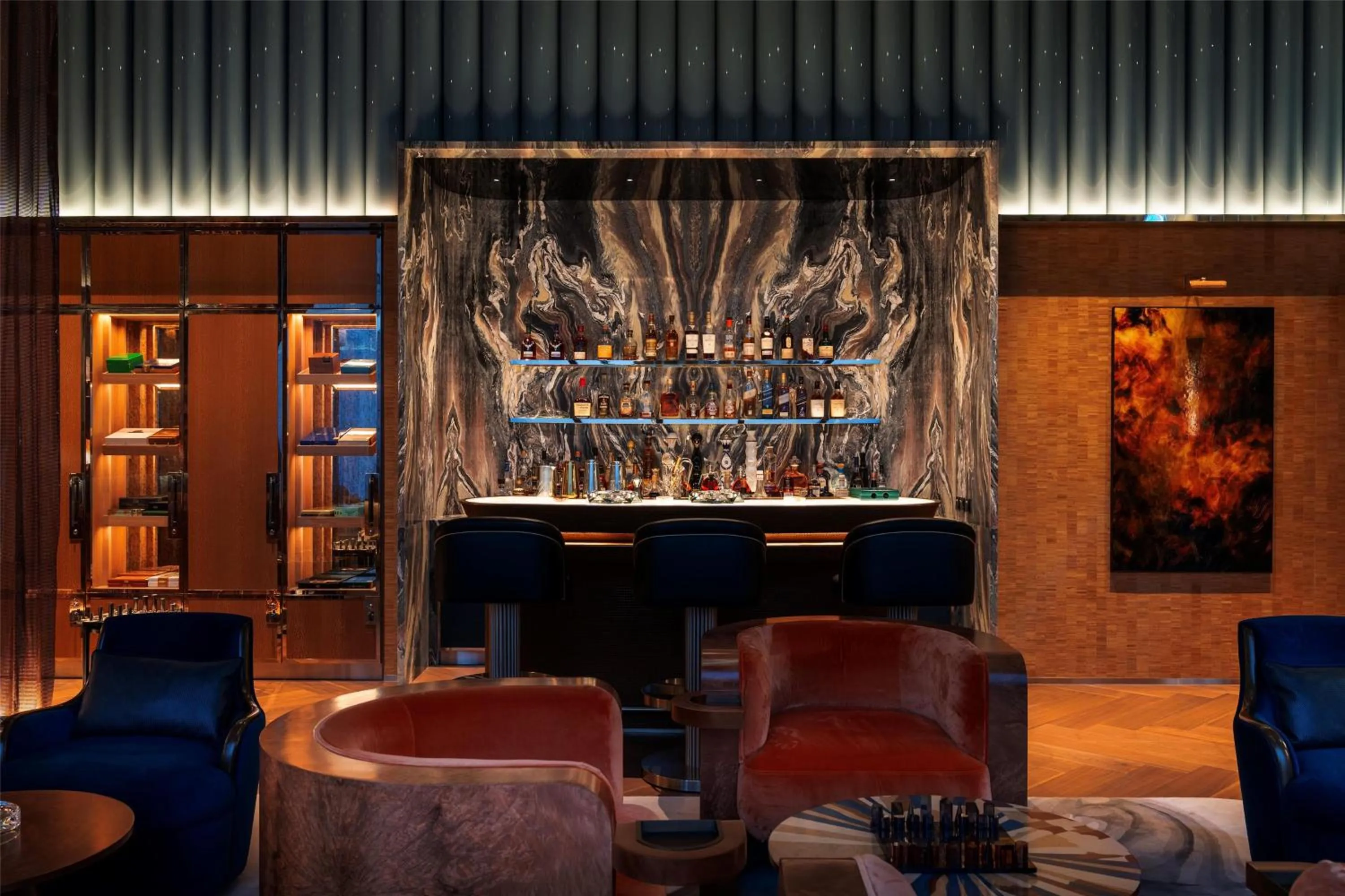 Lounge or bar in One&Only One Za'abeel