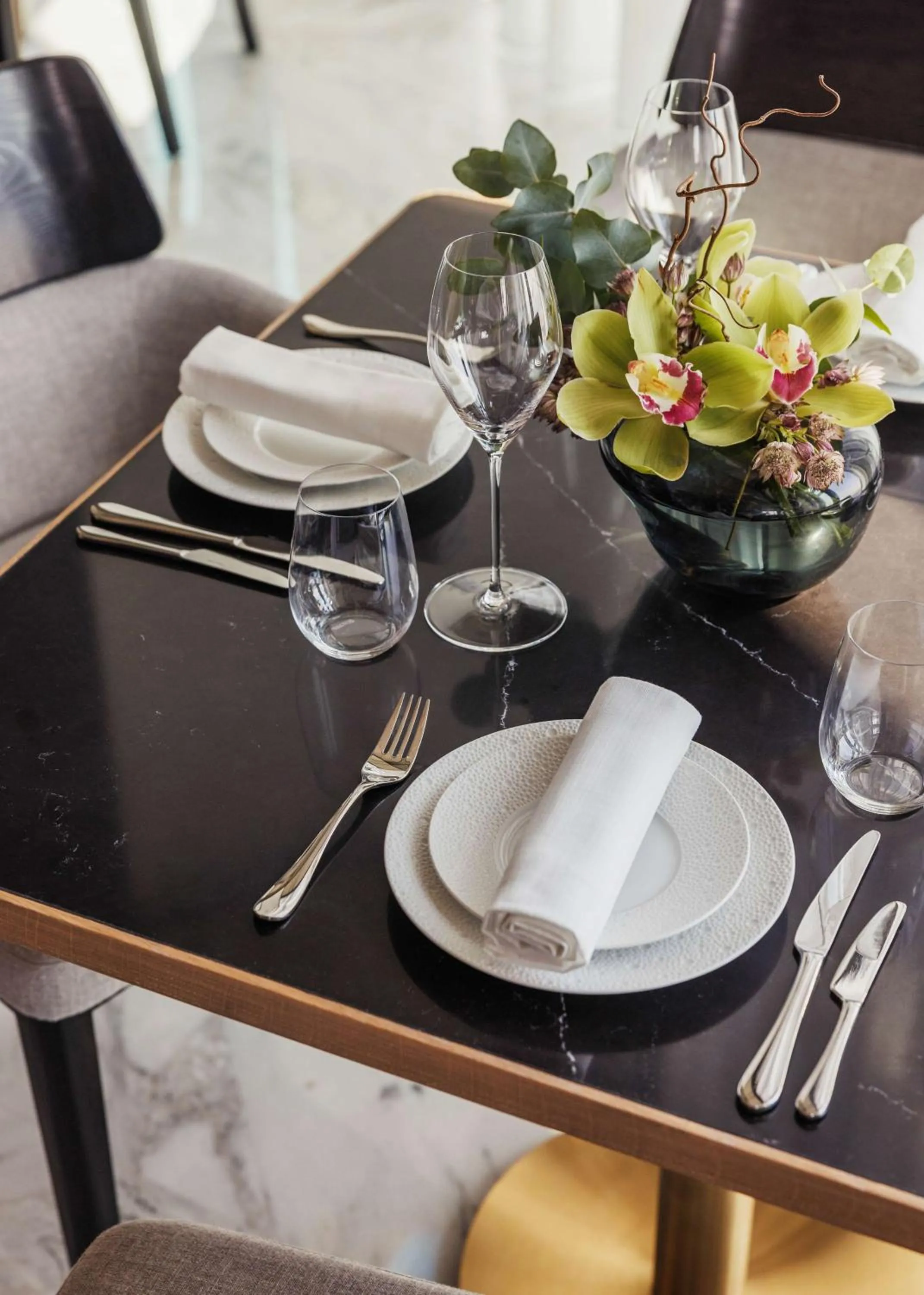 Restaurant/places to eat in One&Only One Za'abeel