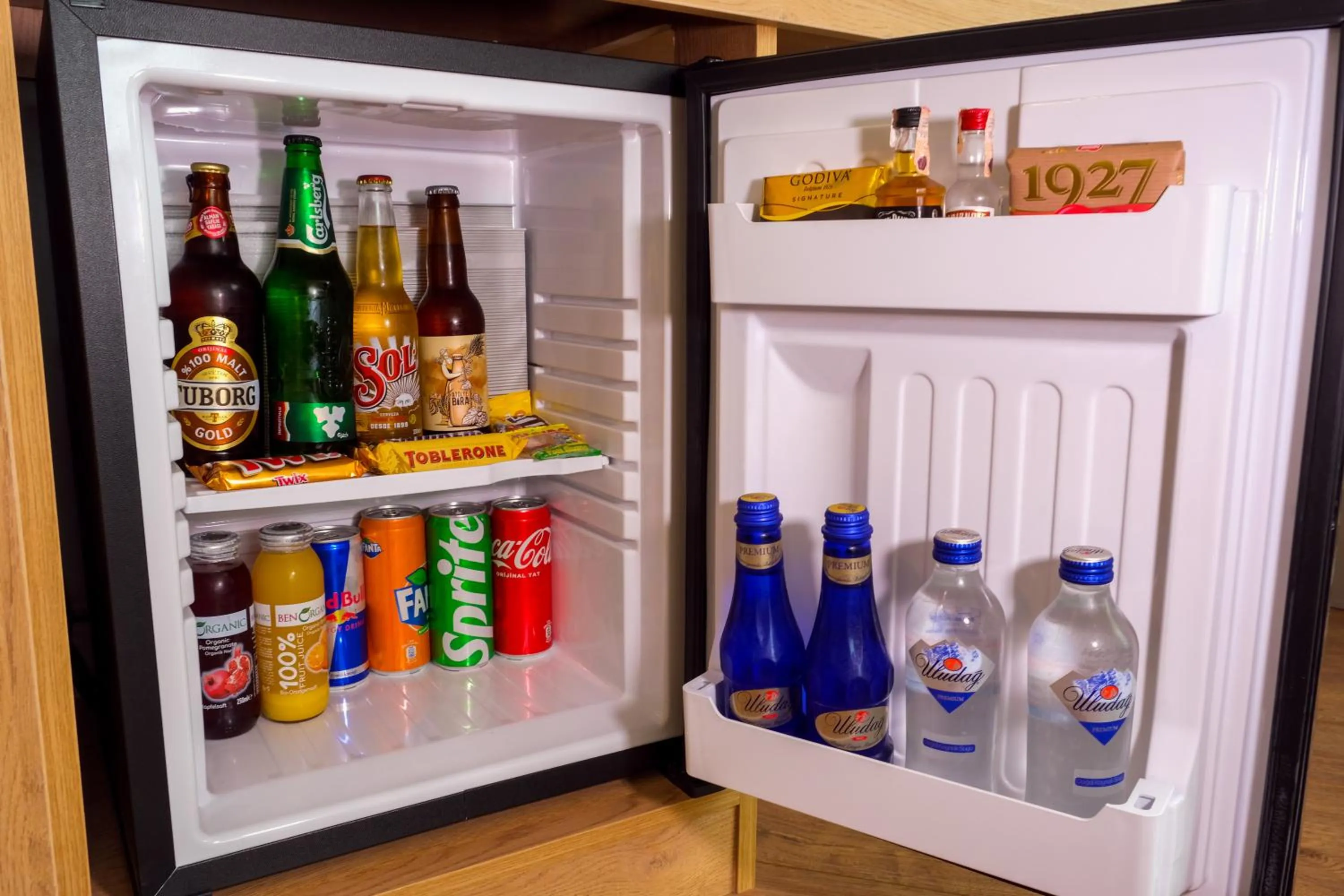 minibar in Brand Business Hotel