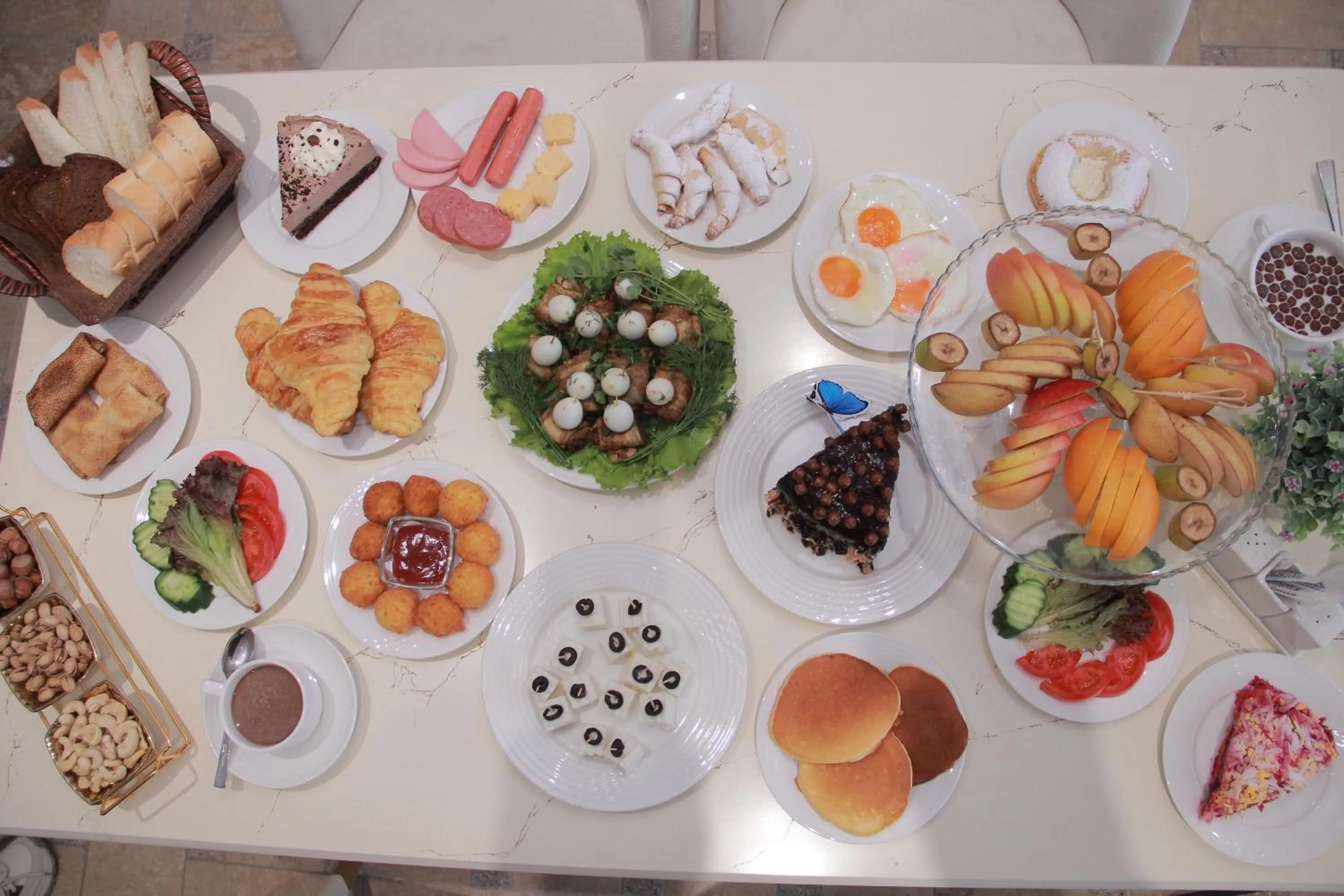 Food in Nur Makon Hotel