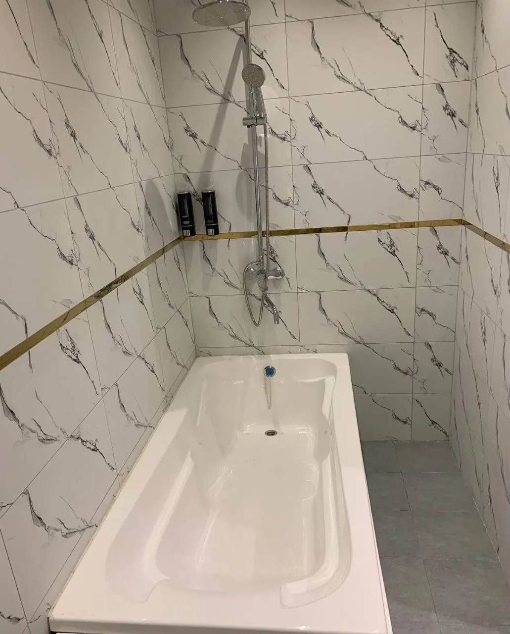 Bathroom in Nur Makon Hotel