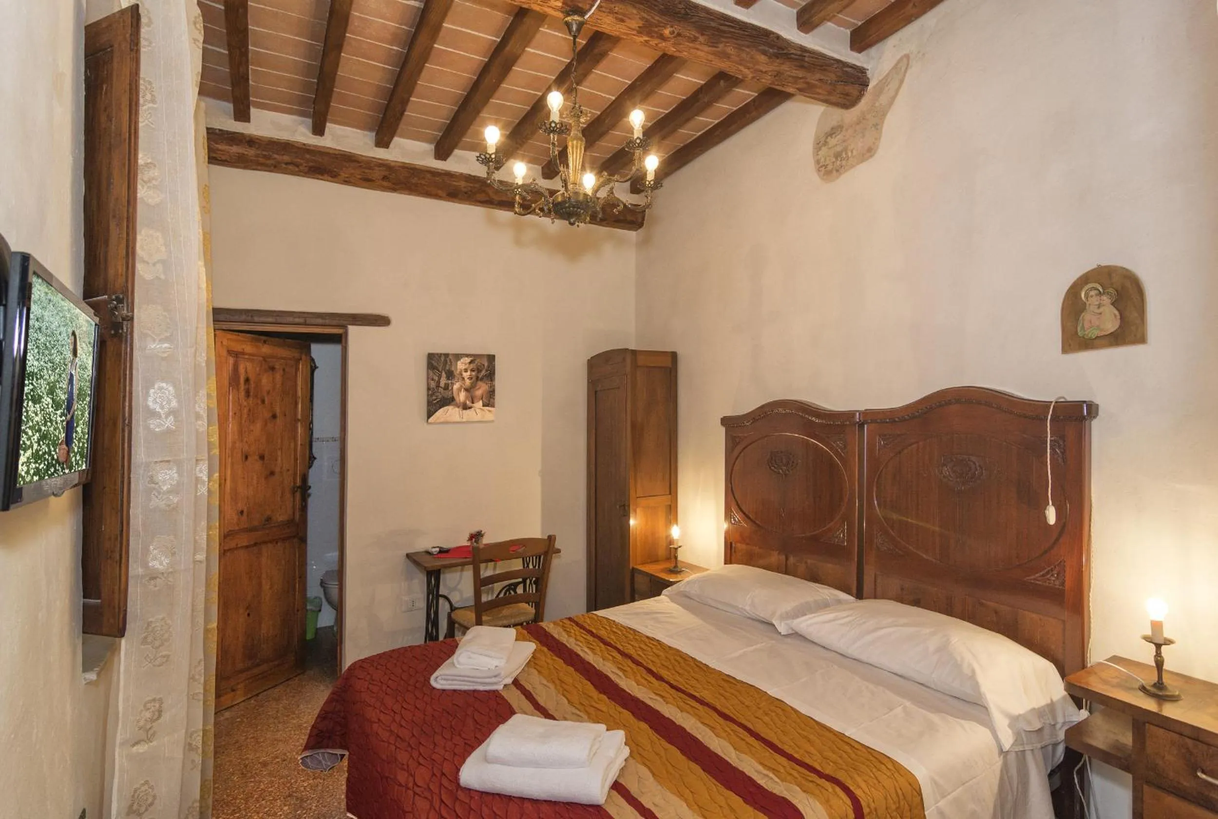 Bed in B&B Due Borghi