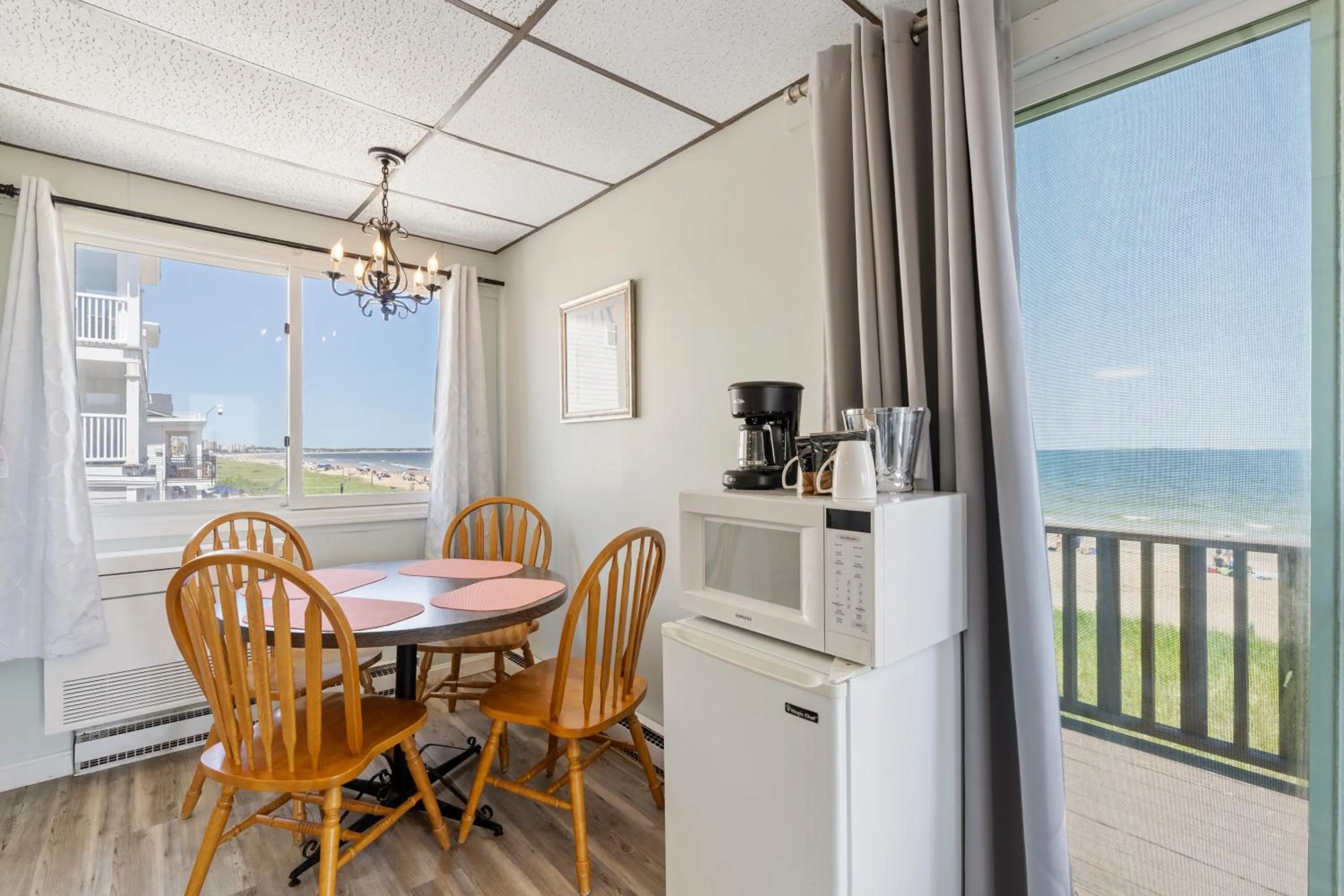 Coffee/tea facilities in The Carolina Motel