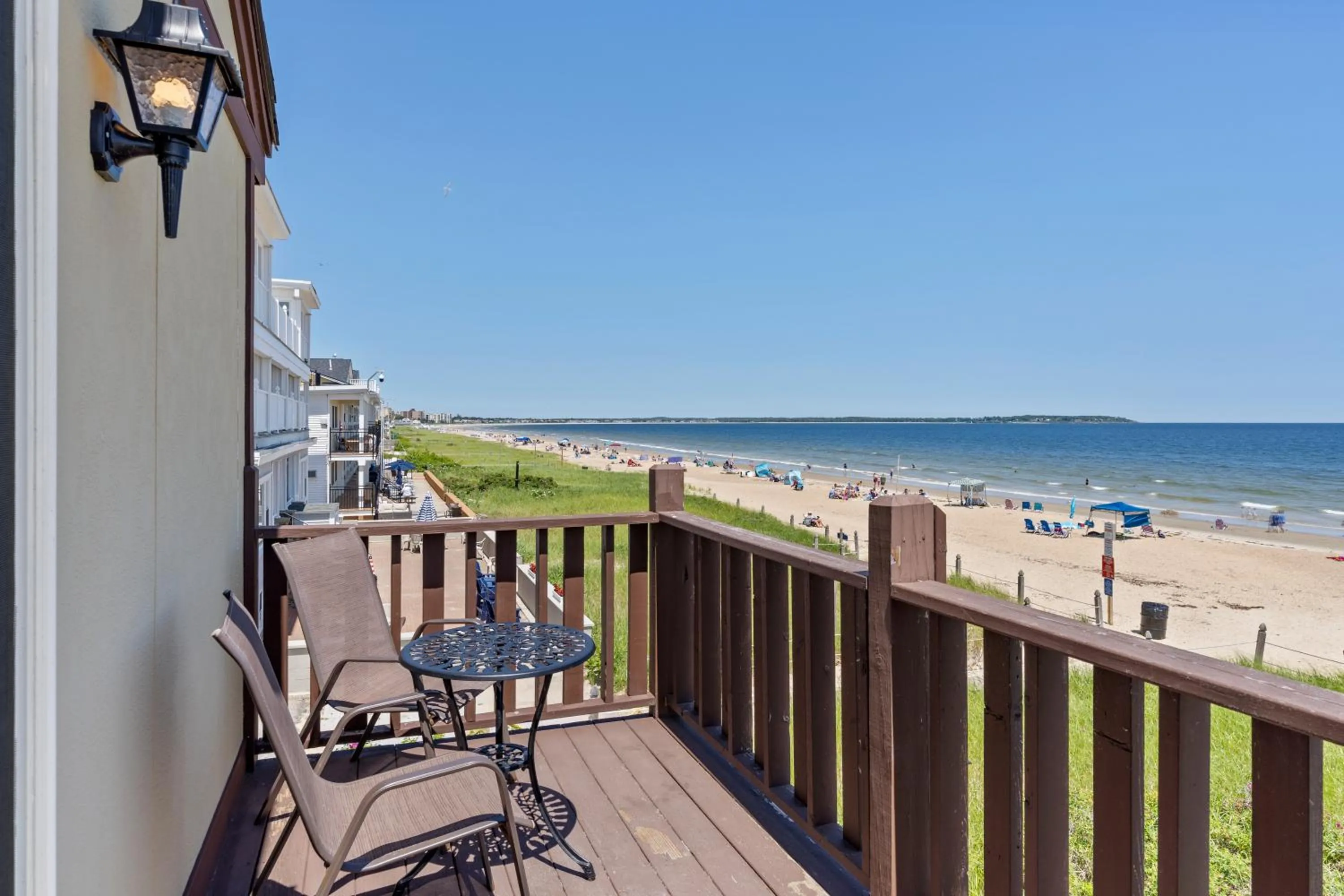 Day in The Carolina Motel