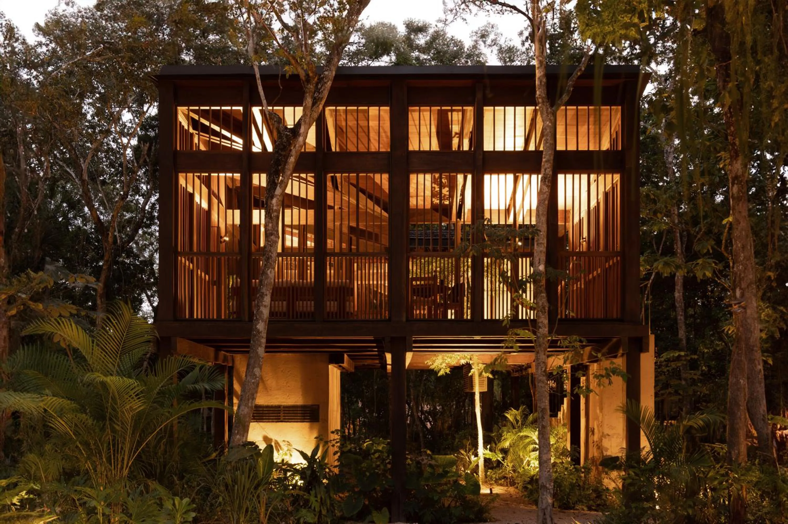 Garden view in Boca de Agua Bacalar