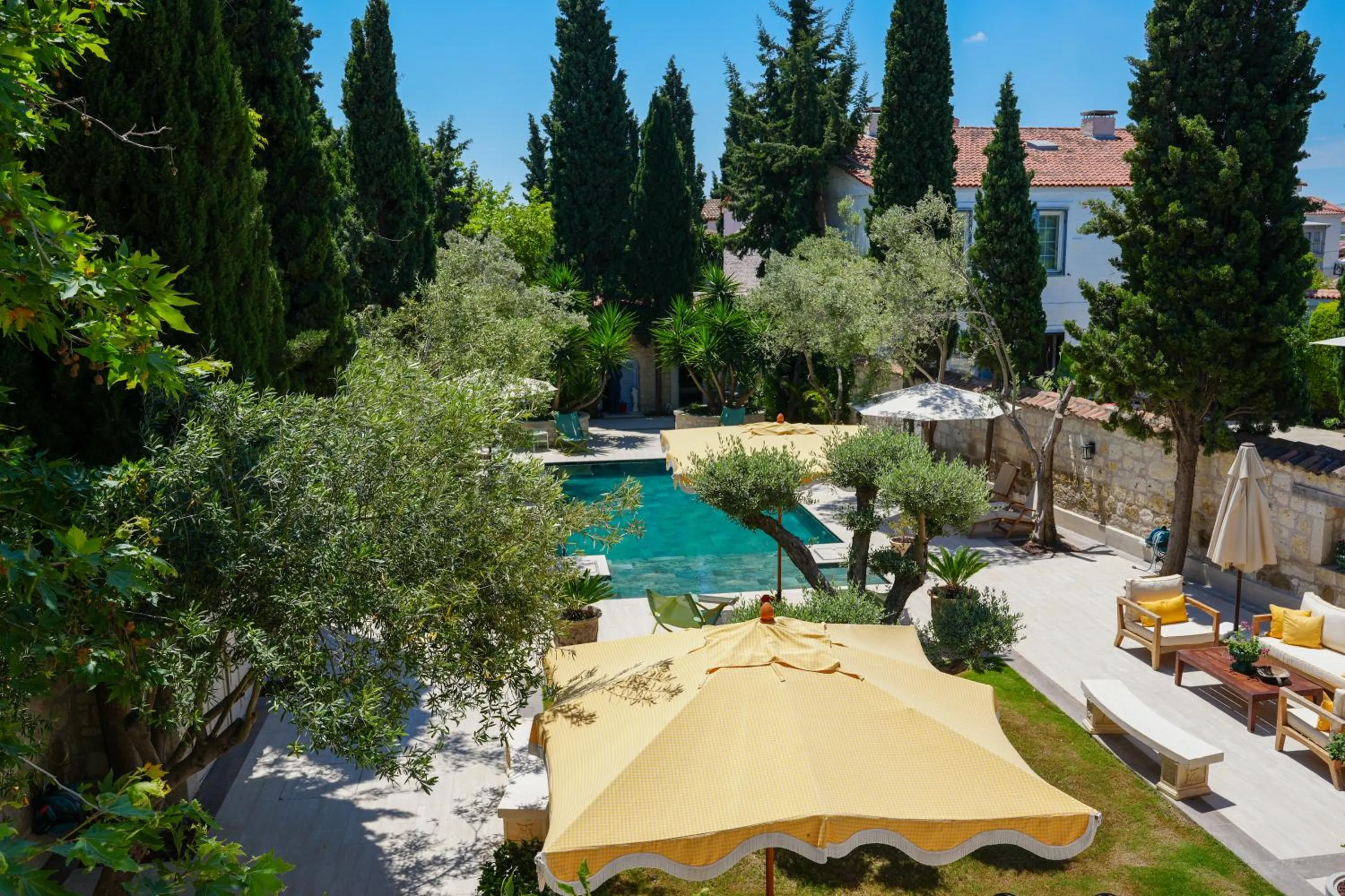 Pool view in Alaçatı Taş Otel