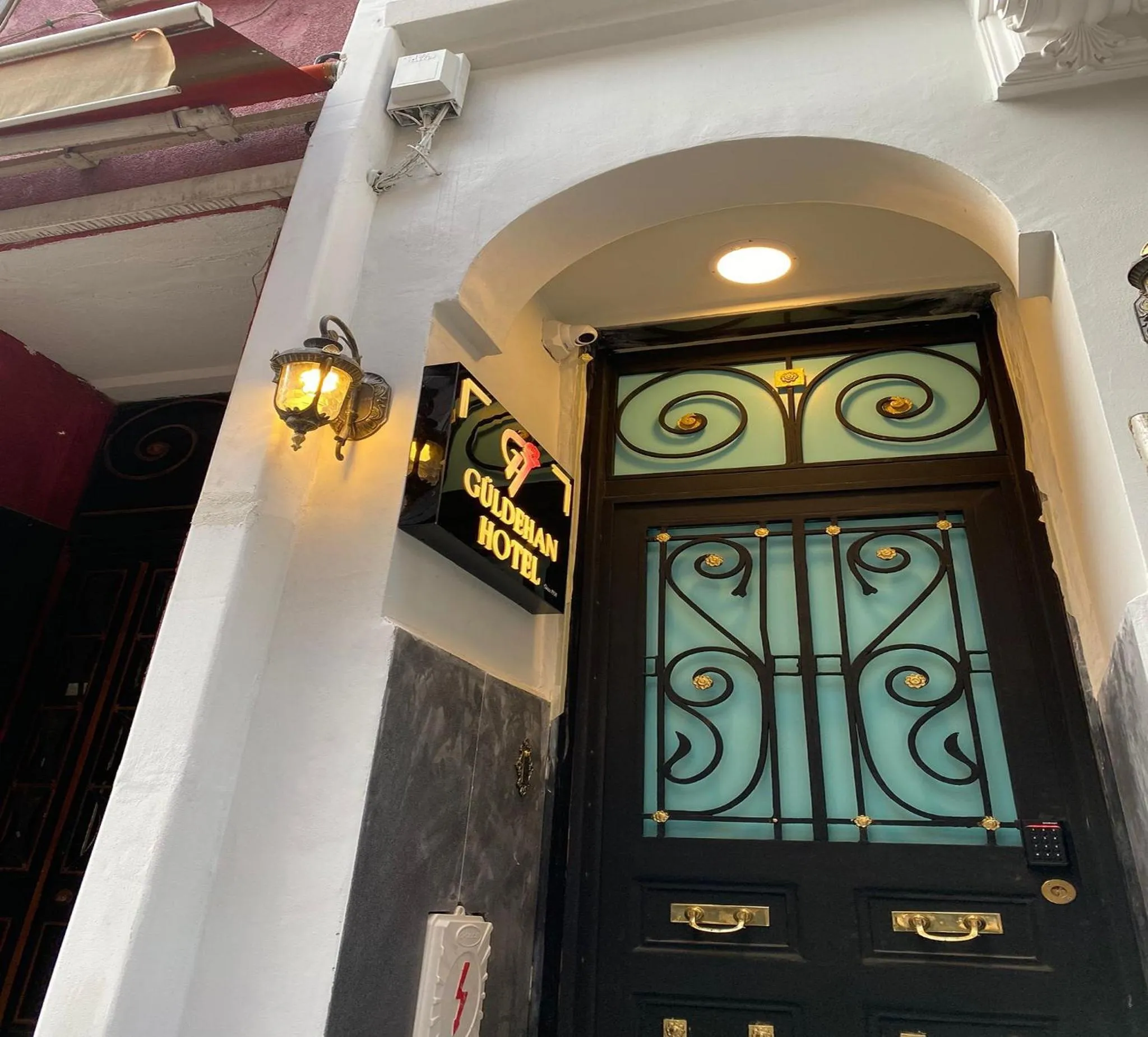 Facade/entrance in Guldehan Hotel