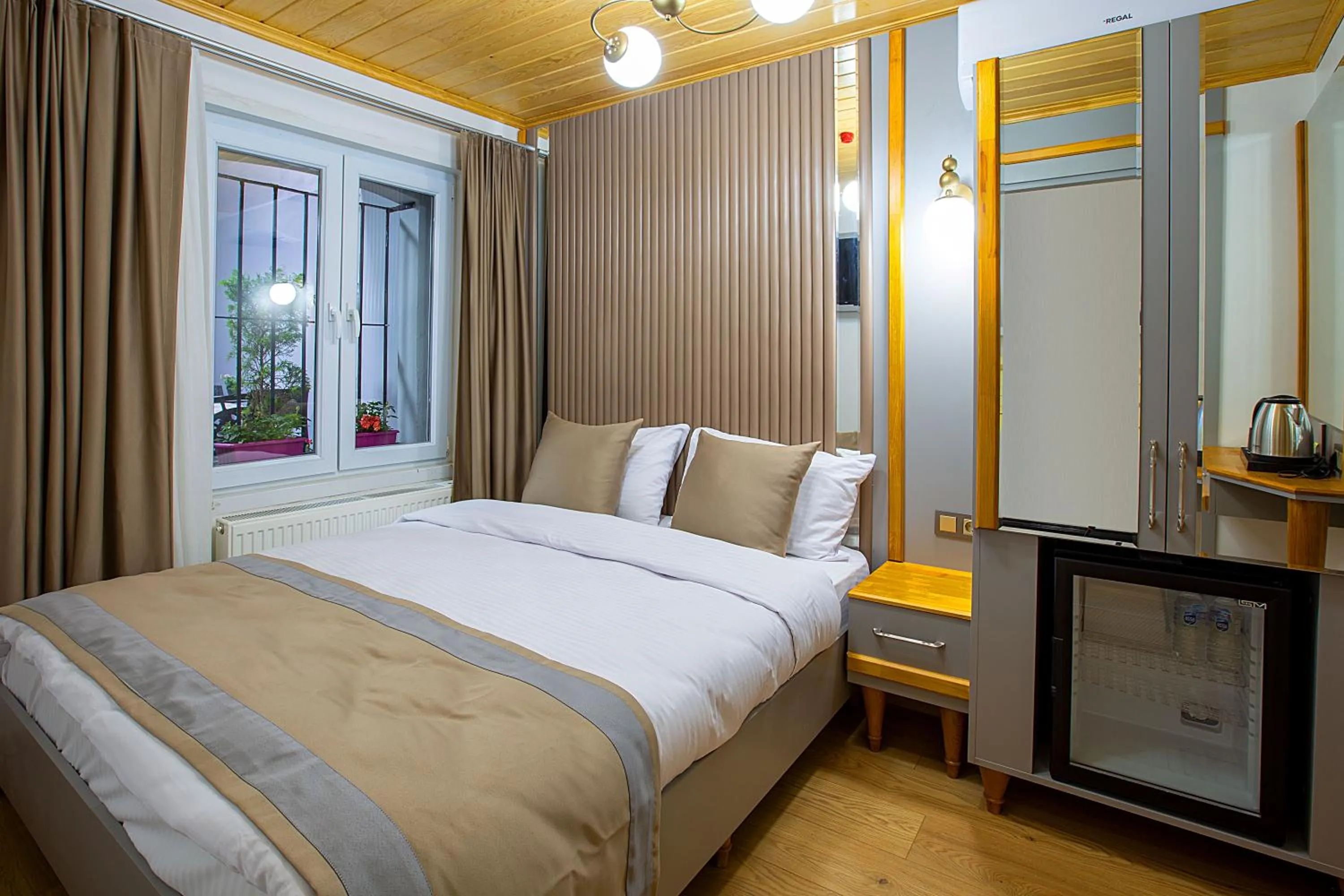 Bed in Guldehan Hotel