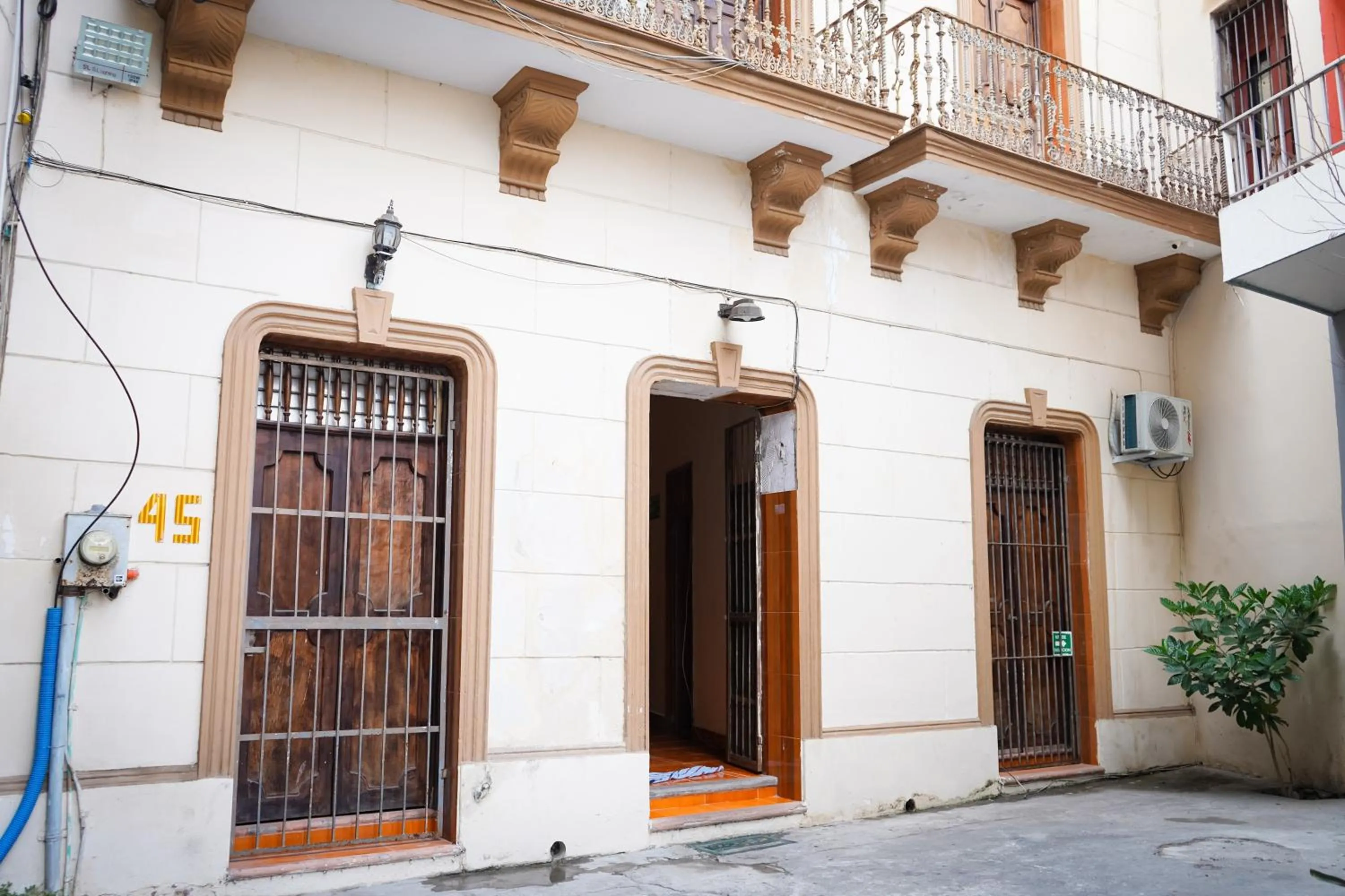 Property building in OYO Hotel El Conquistador
