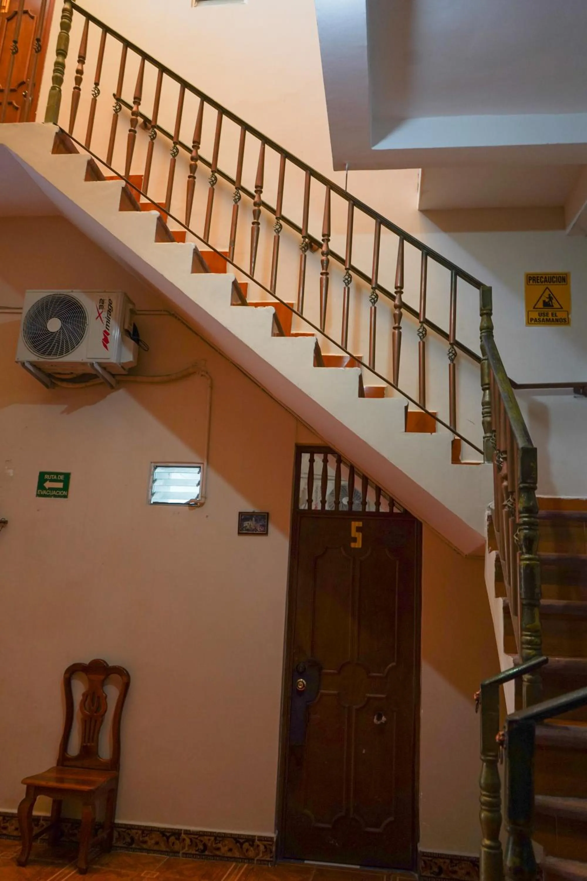 Area and facilities in OYO Hotel El Conquistador