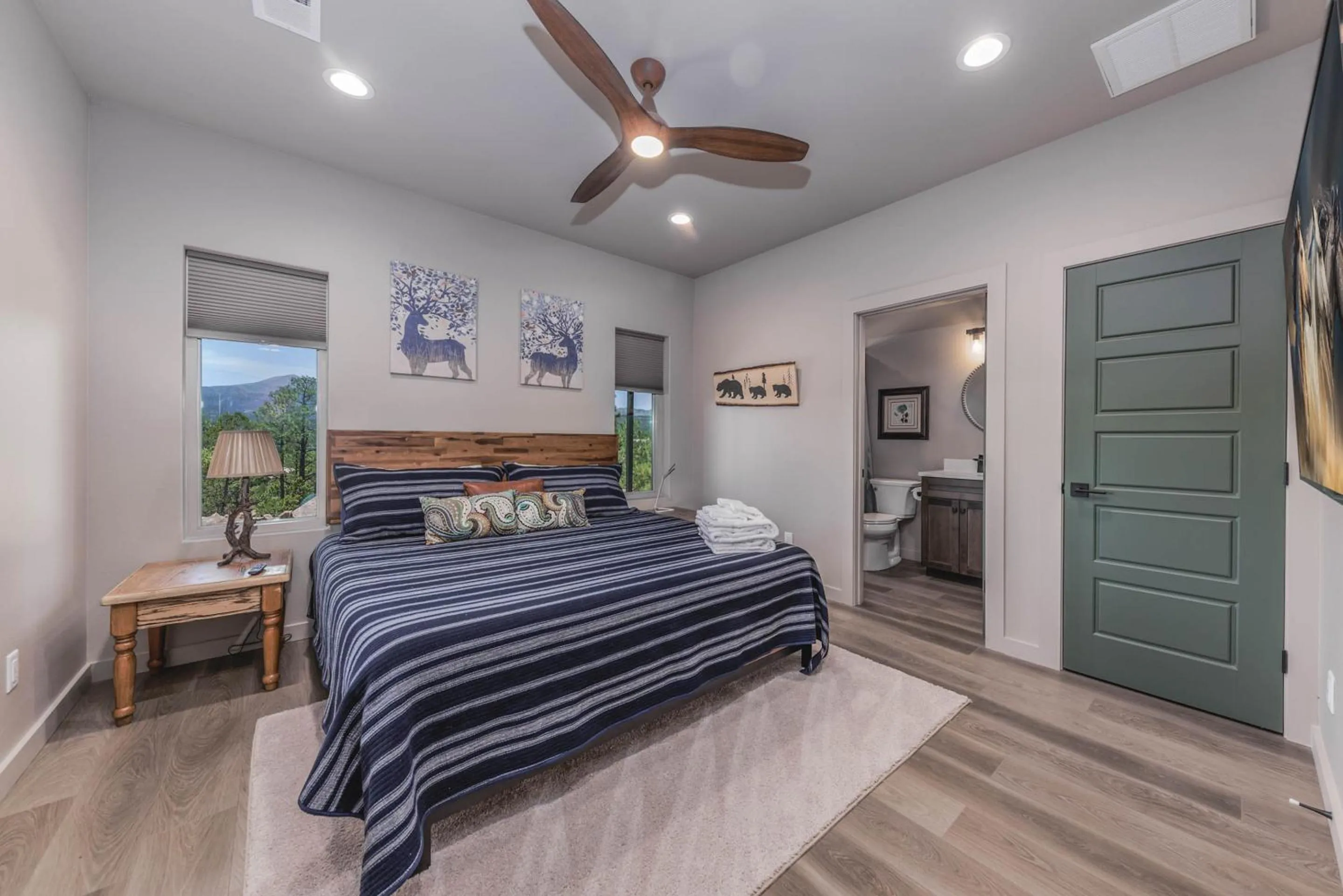 Property building, Bed in Viewtopia