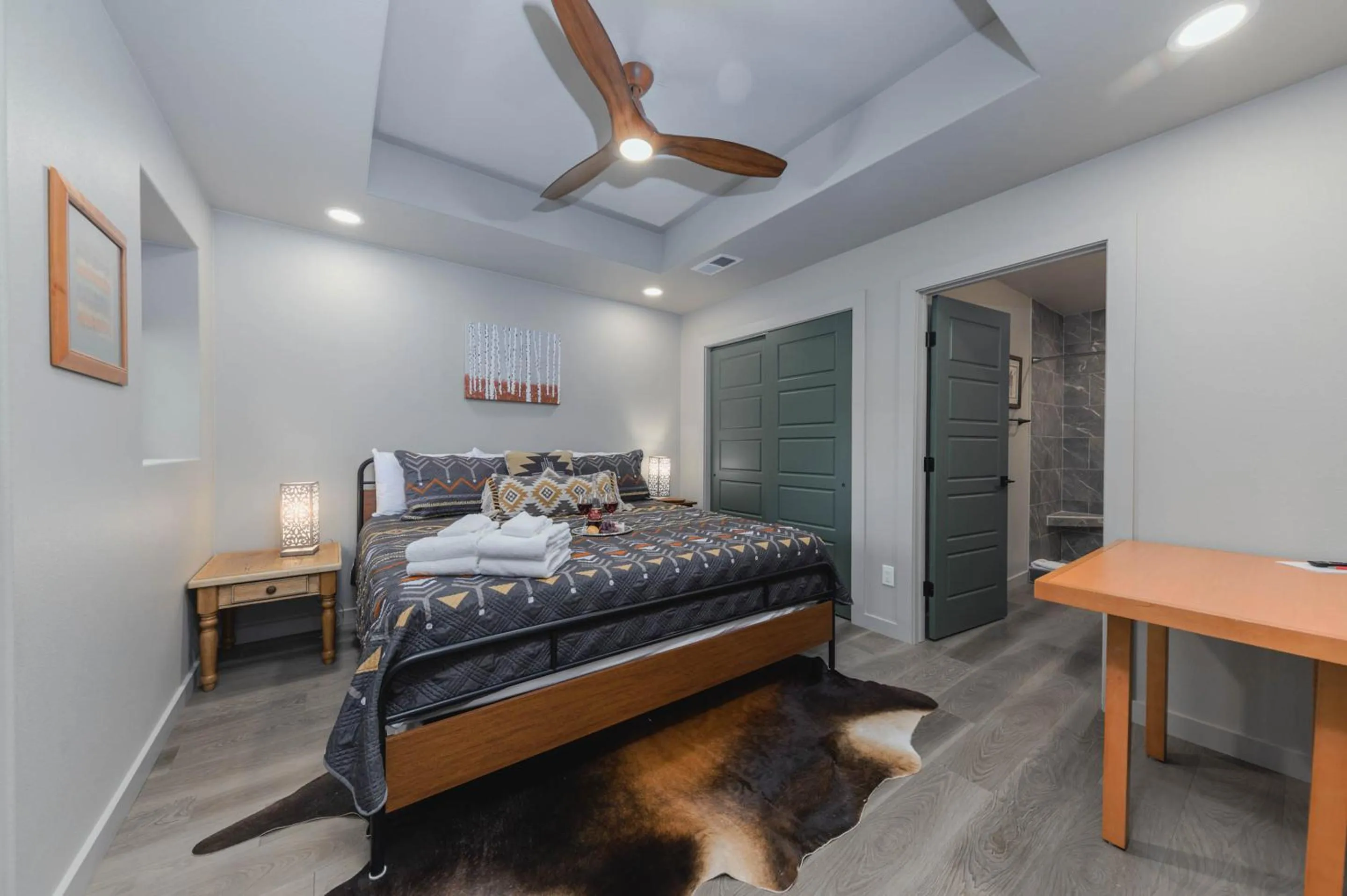 Property building, Bed in Viewtopia