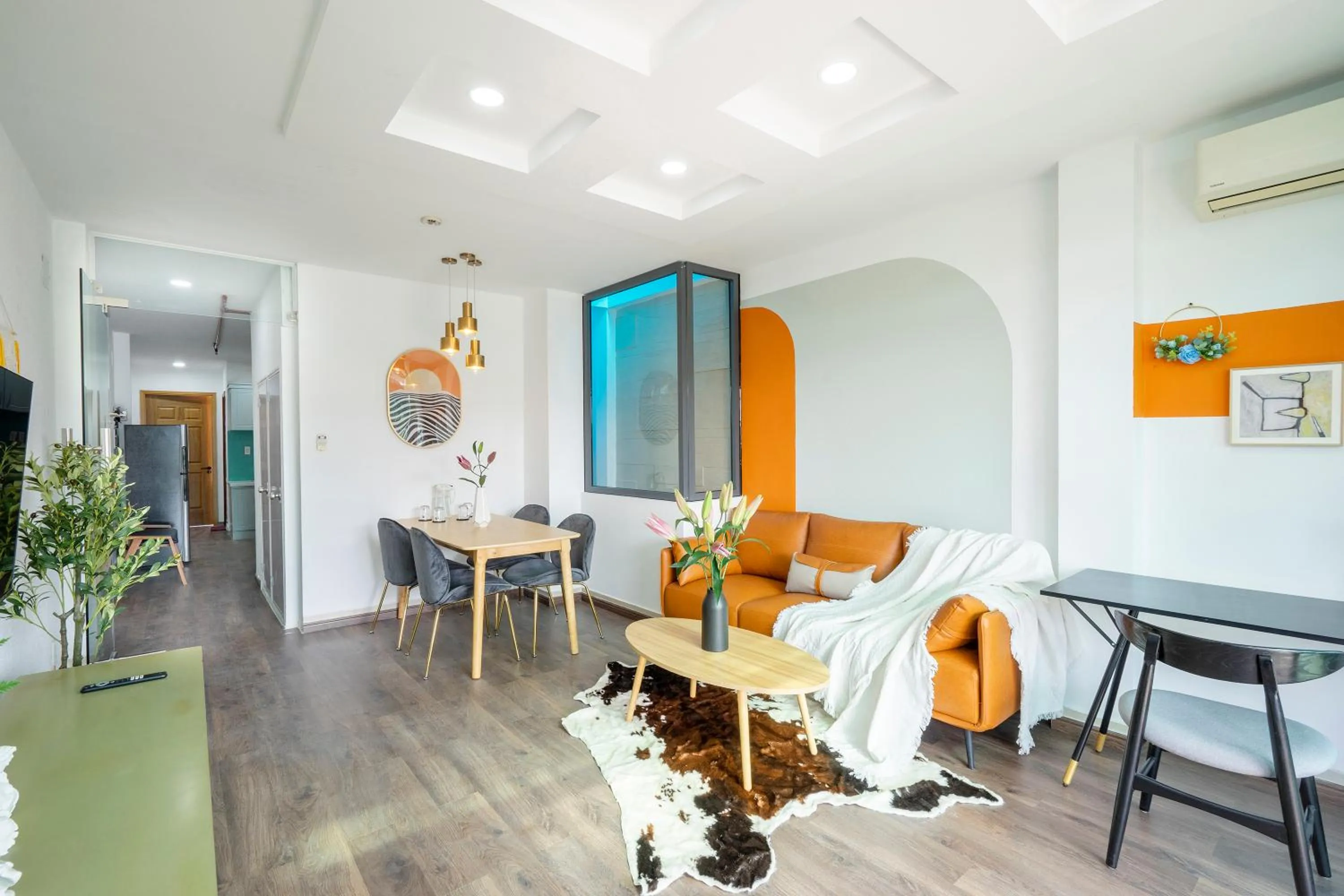 Living room in SAZI Church View Home - Free Nails HairWash