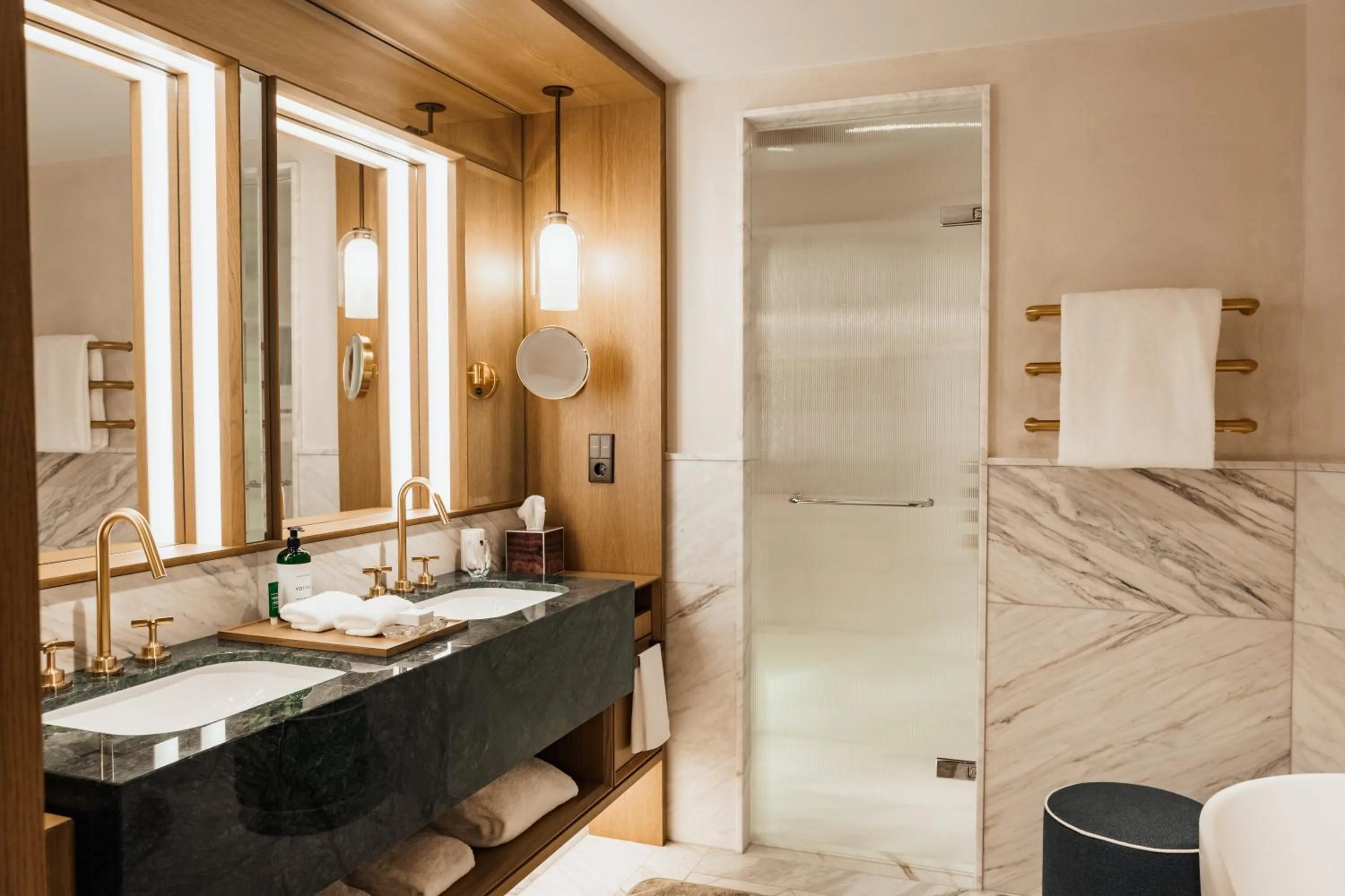 Bathroom in Rosewood Munich