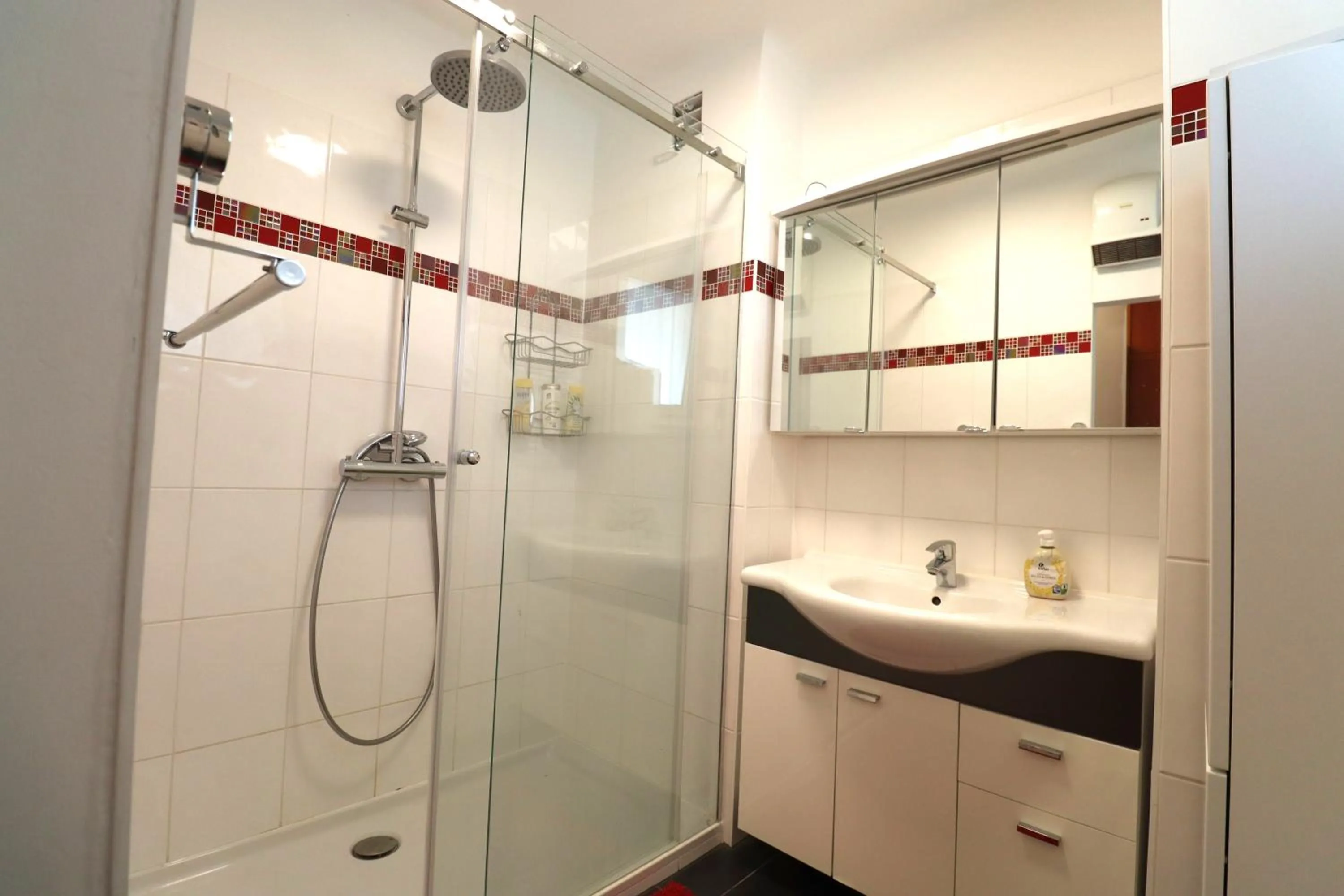Exclusive serviced flat on Taborstraße
