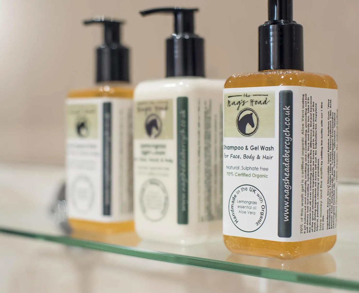 Bathroom in The Nags Head Inn