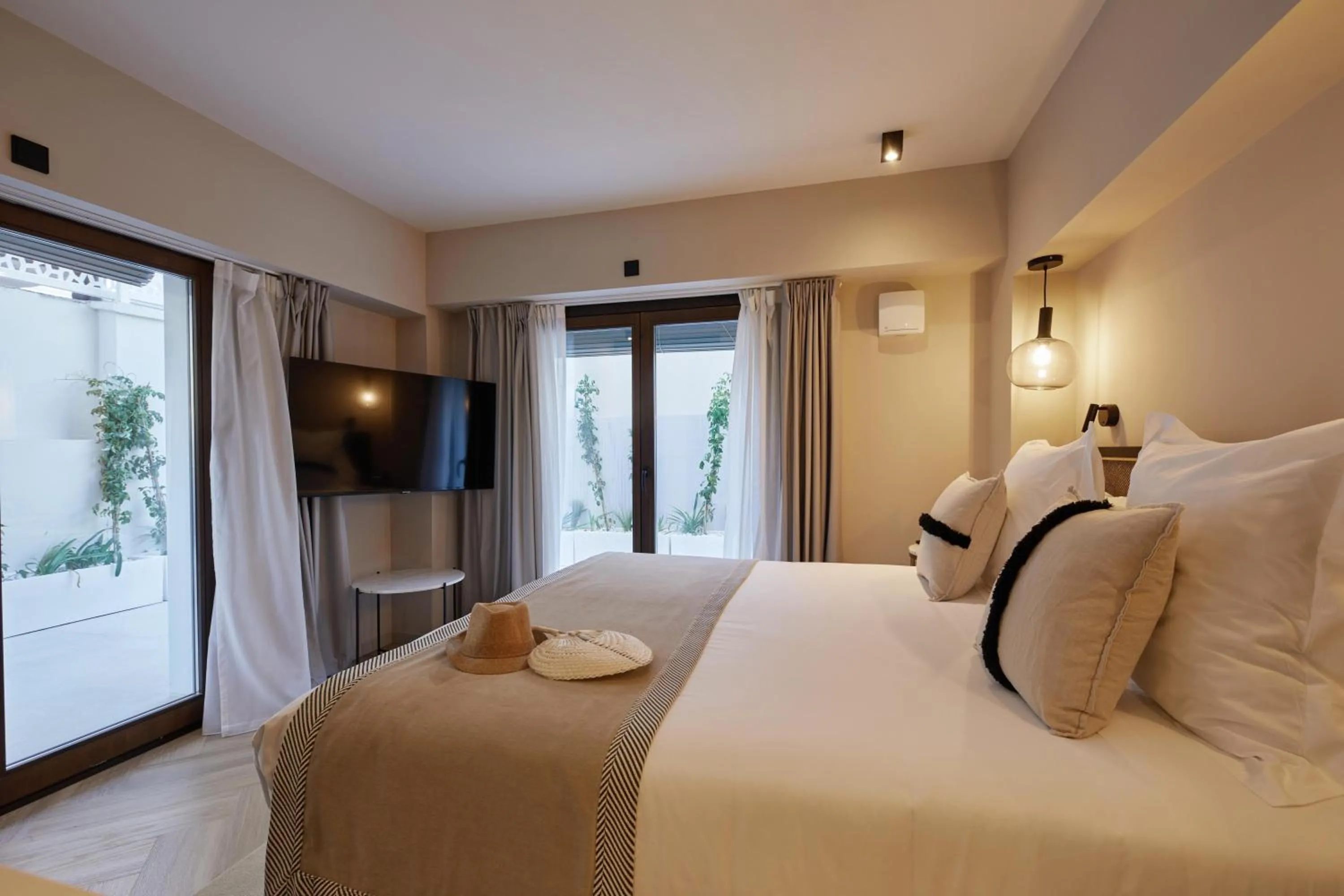 Photo of the whole room, Bed in Belle Marivent Mediterranean Petit Hotel