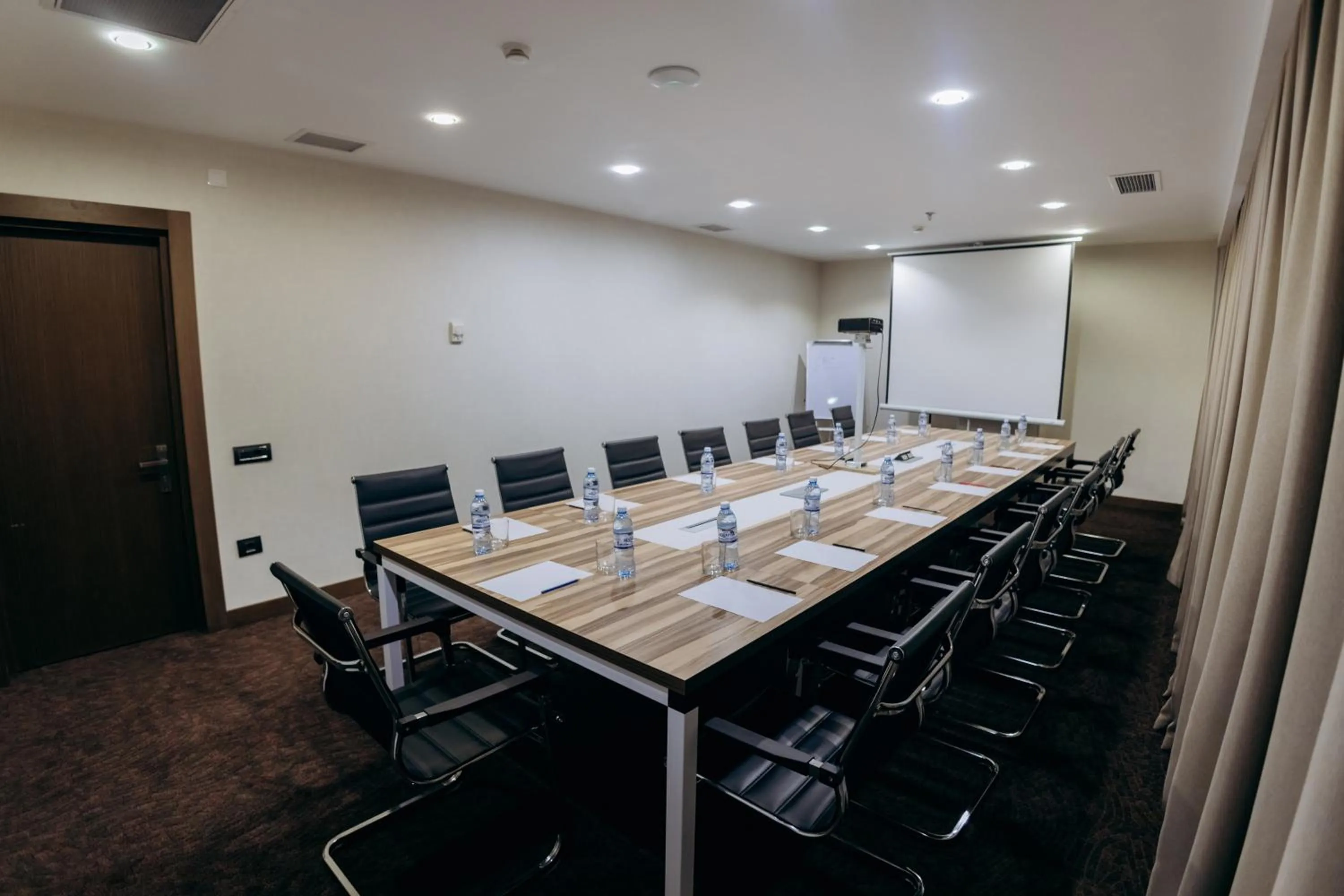 Meeting/conference room in The Diamond Hotel Baku