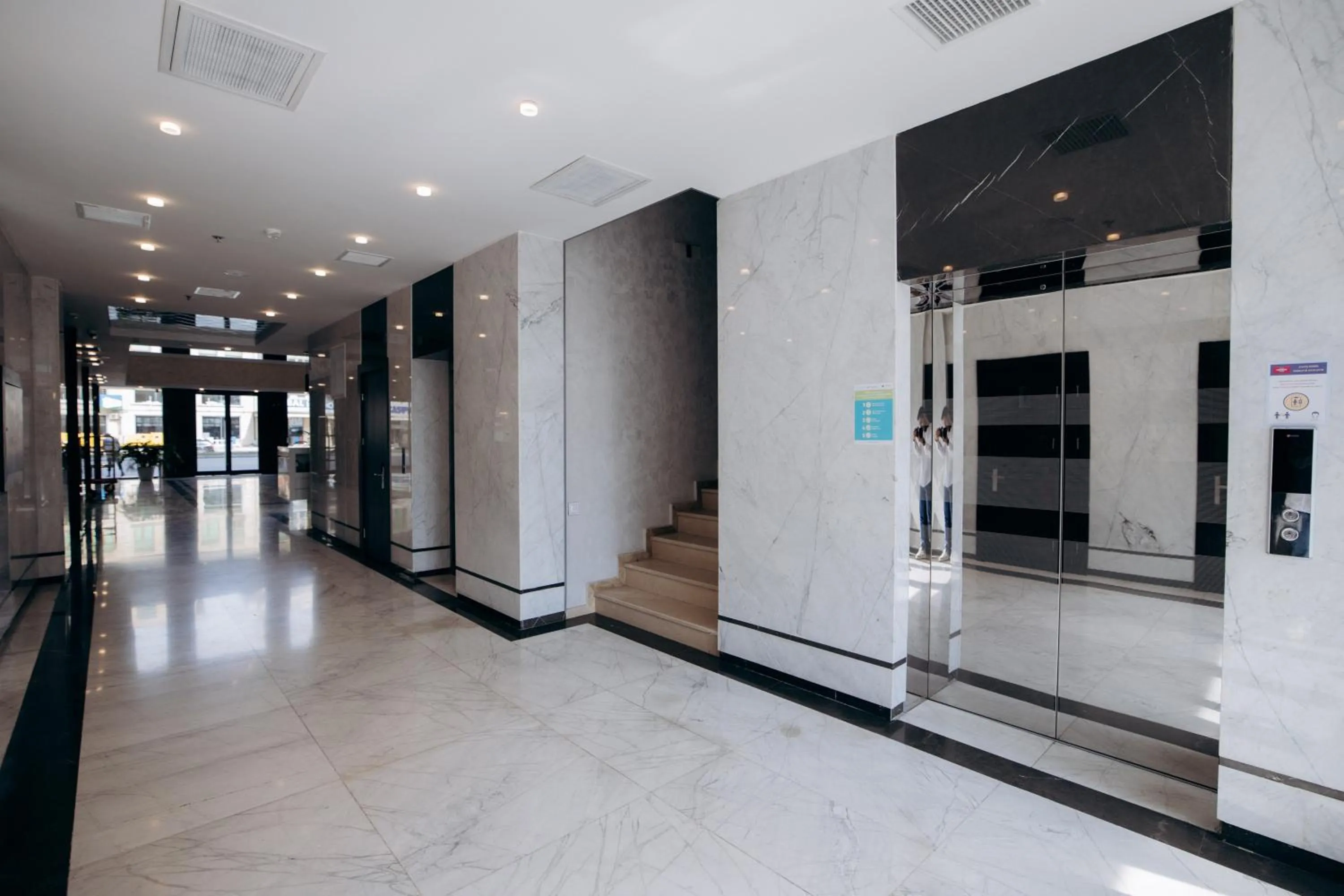 Lobby or reception in The Diamond Hotel Baku