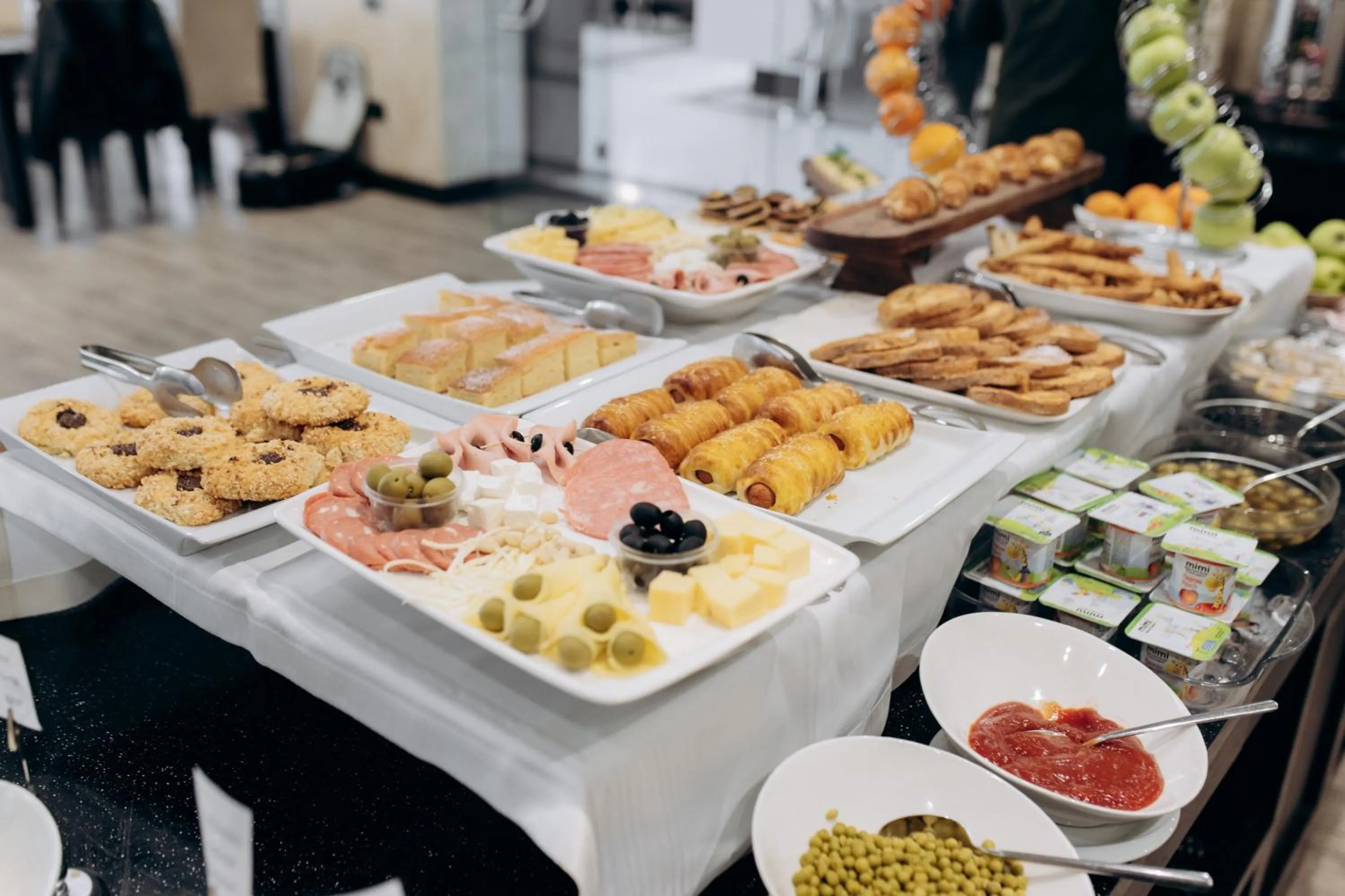 Buffet breakfast in The Diamond Hotel Baku