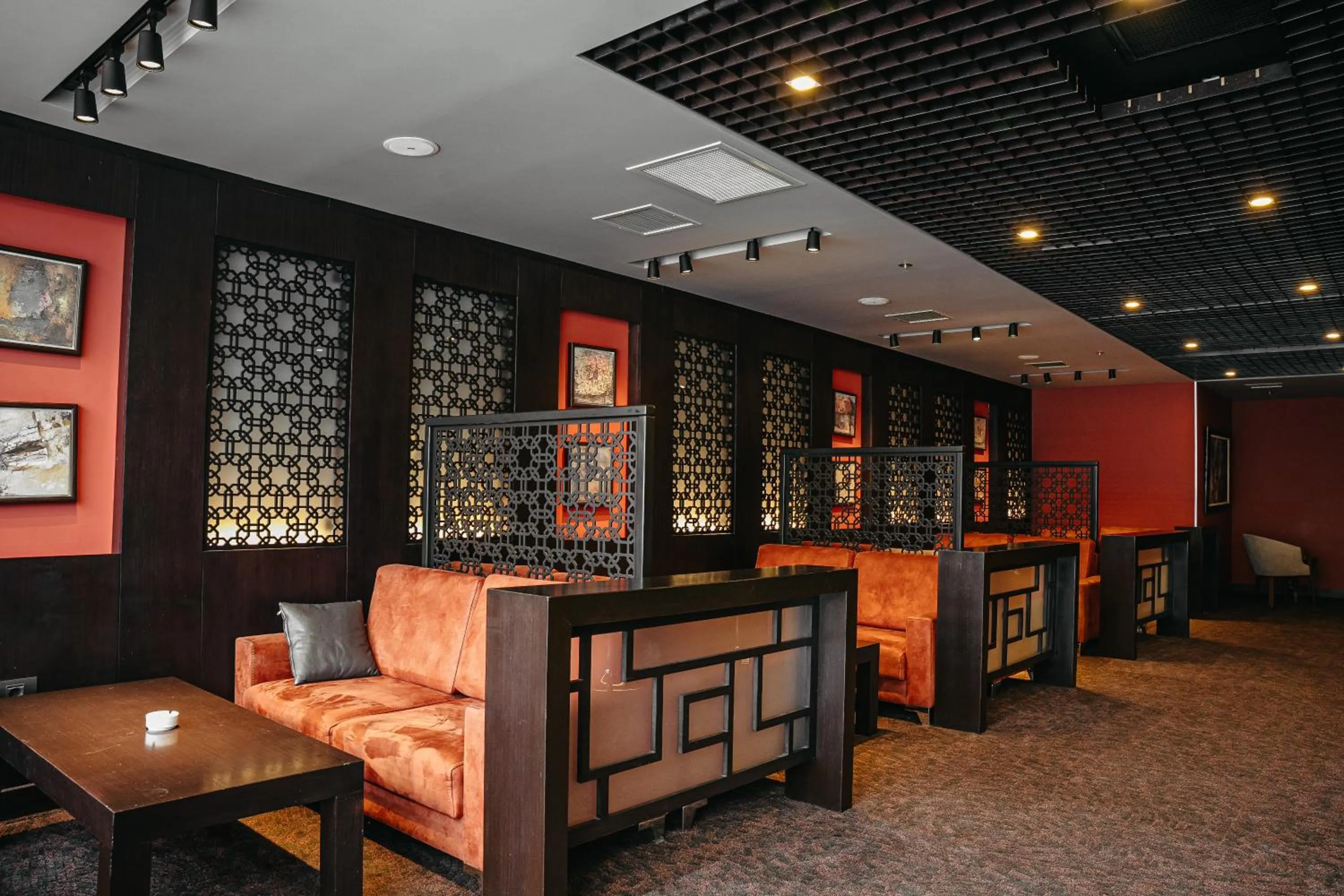 Restaurant/places to eat in The Diamond Hotel Baku