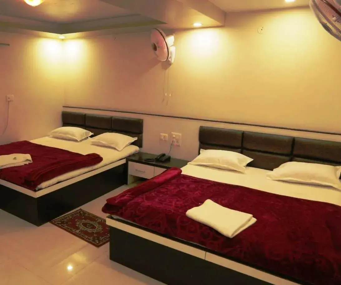 Standard Family Room in Venus Hotel 5 Minute Walking Distance from Dargah Standard Family Room in Venus Hotel 5 Minute Walking Distance from Dargah