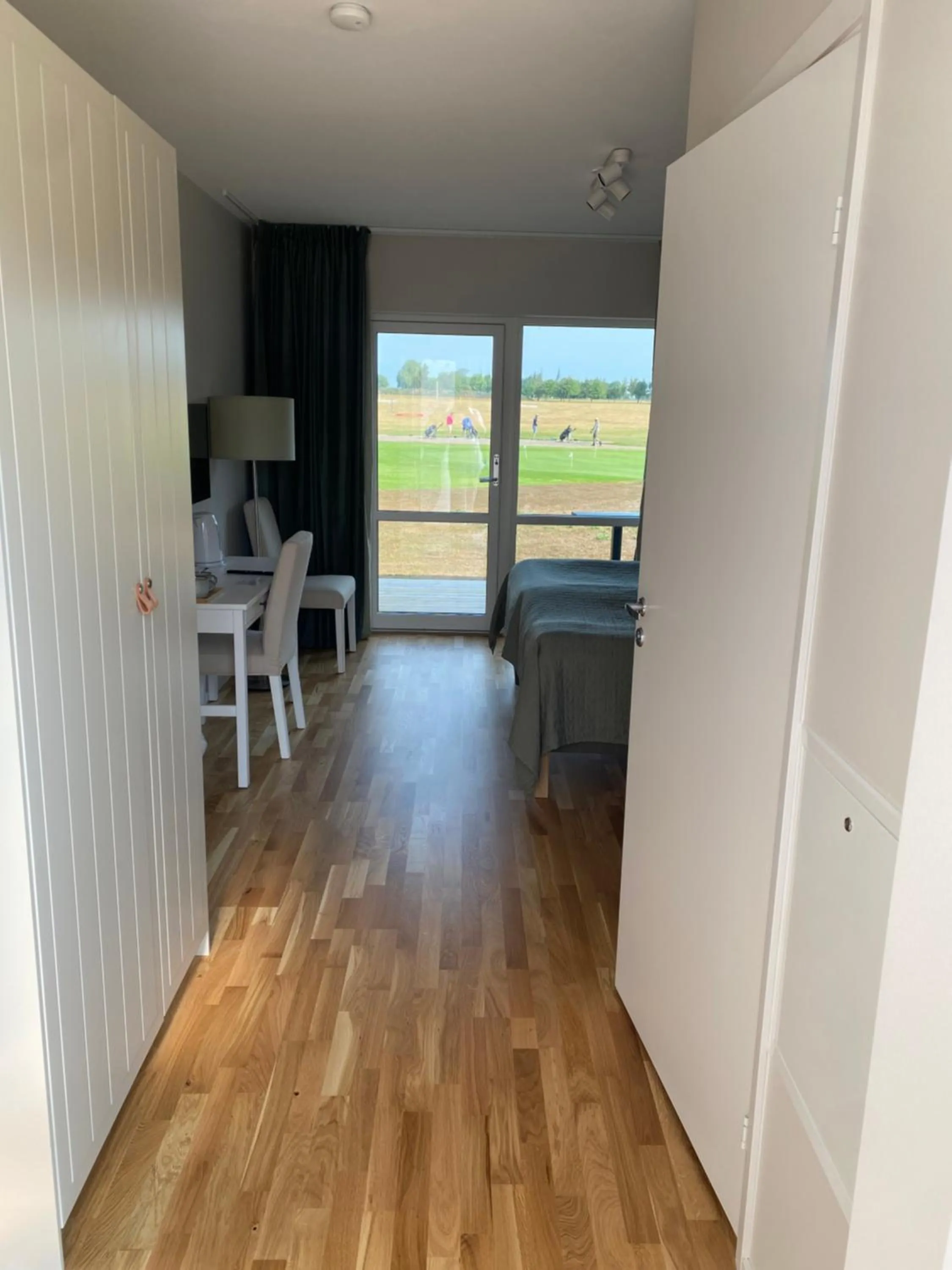 Photo of the whole room in Bedinge Golfklubb hotell