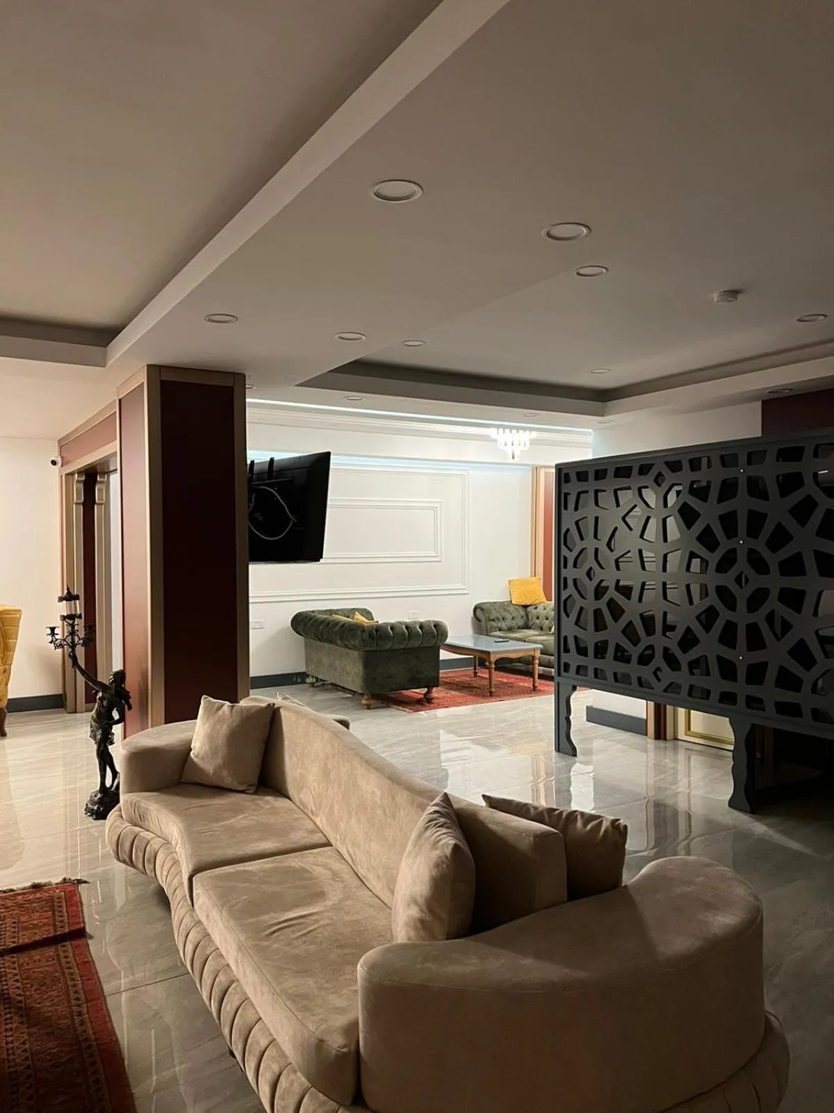 Communal lounge/ TV room in NAGAS Hotel & Restaurant at Historical Part of Nicosia