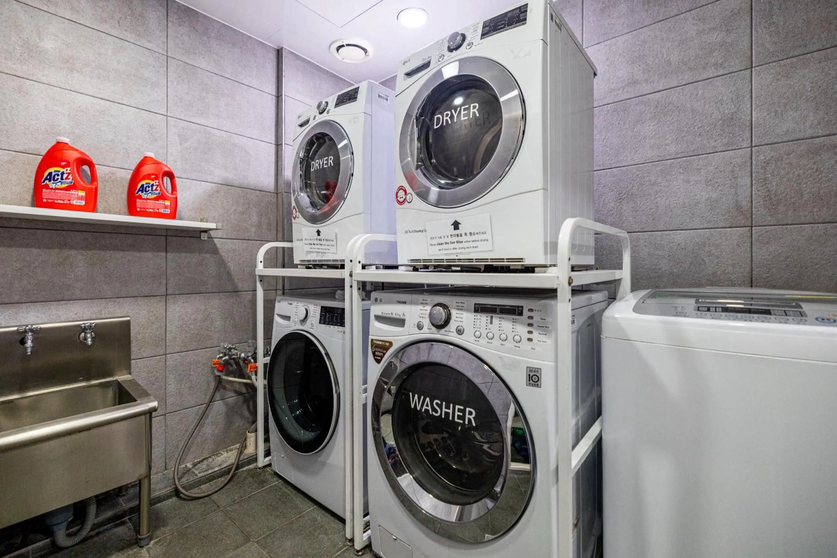 laundry in Hotel Sunbee Insadong