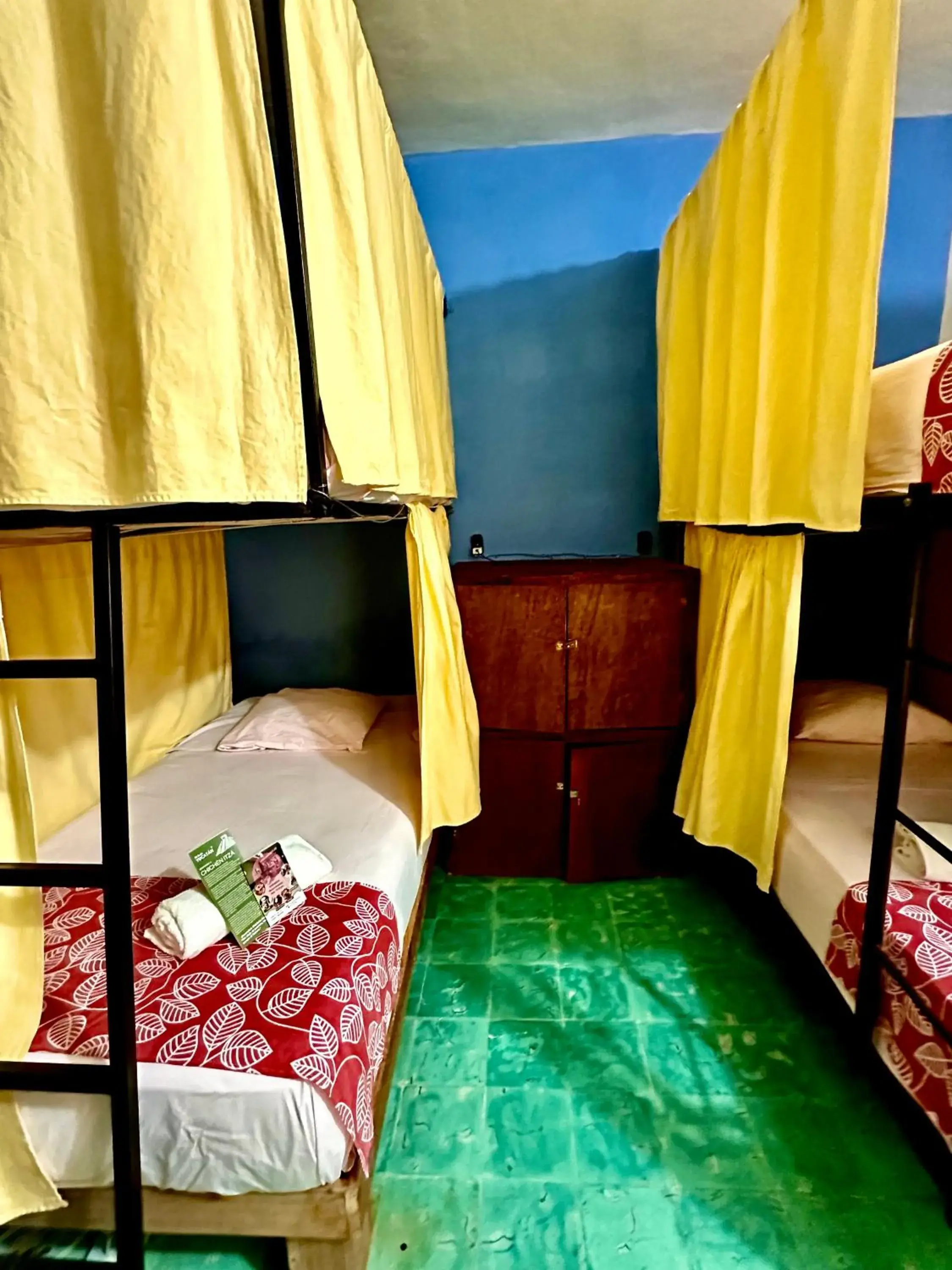 Single Bed in Female Dormitory Room in Guacamayas Hostel and Social Laundry Single Bed in Female Dormitory Room in Guacamayas Hostel and Social Laundry
