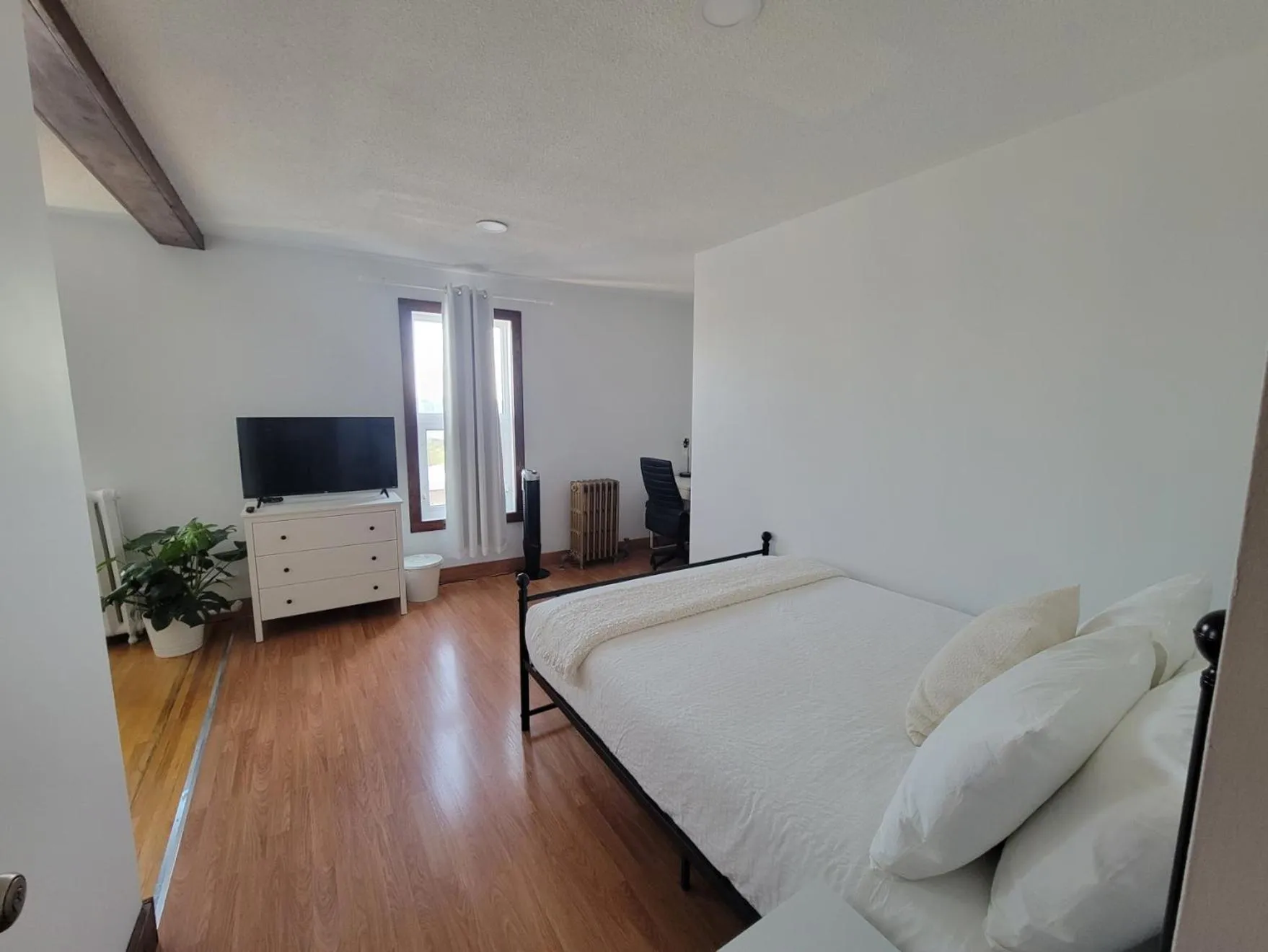 Bed in Stone House Kenora