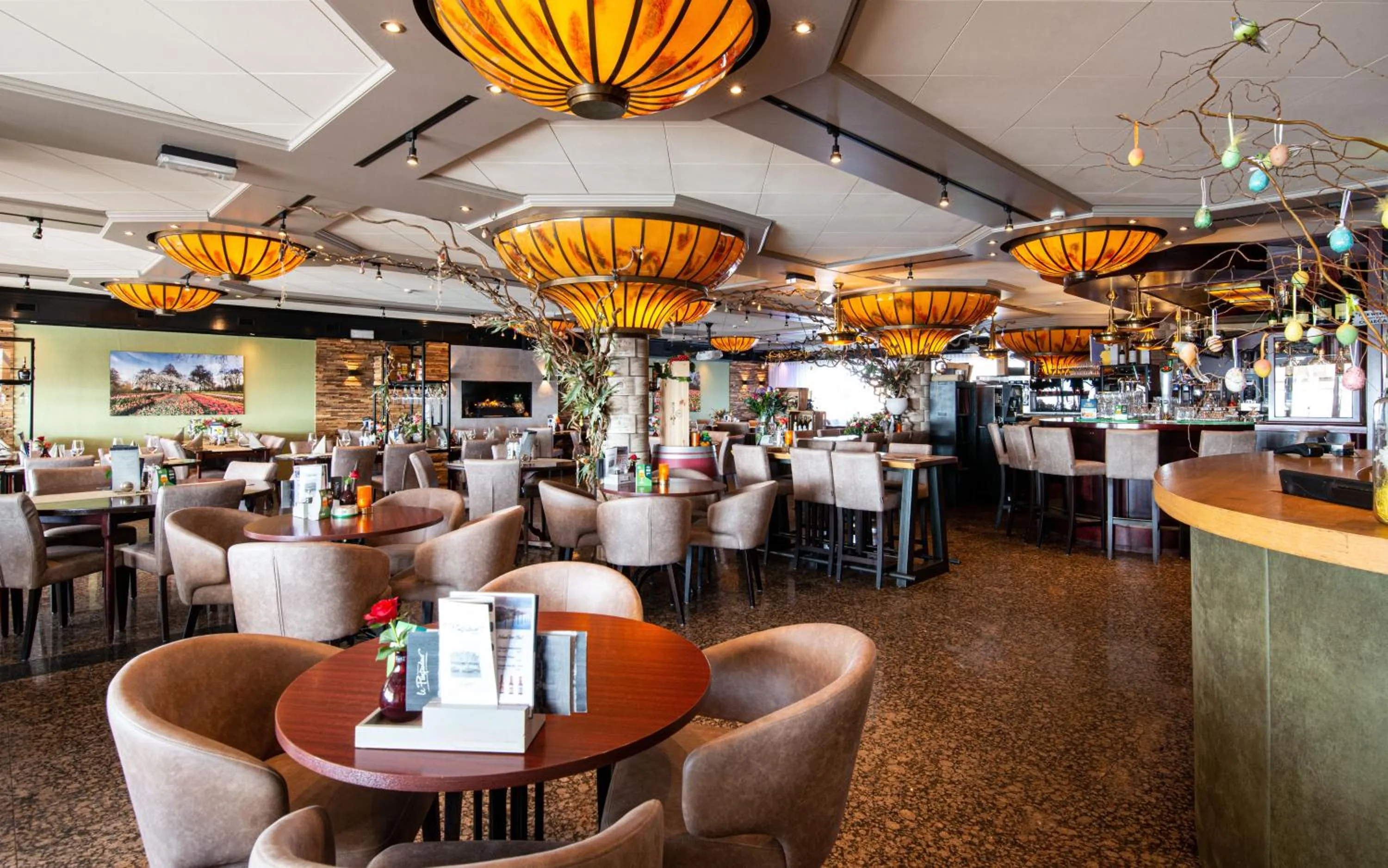 Restaurant/places to eat in Hotel Old Dutch