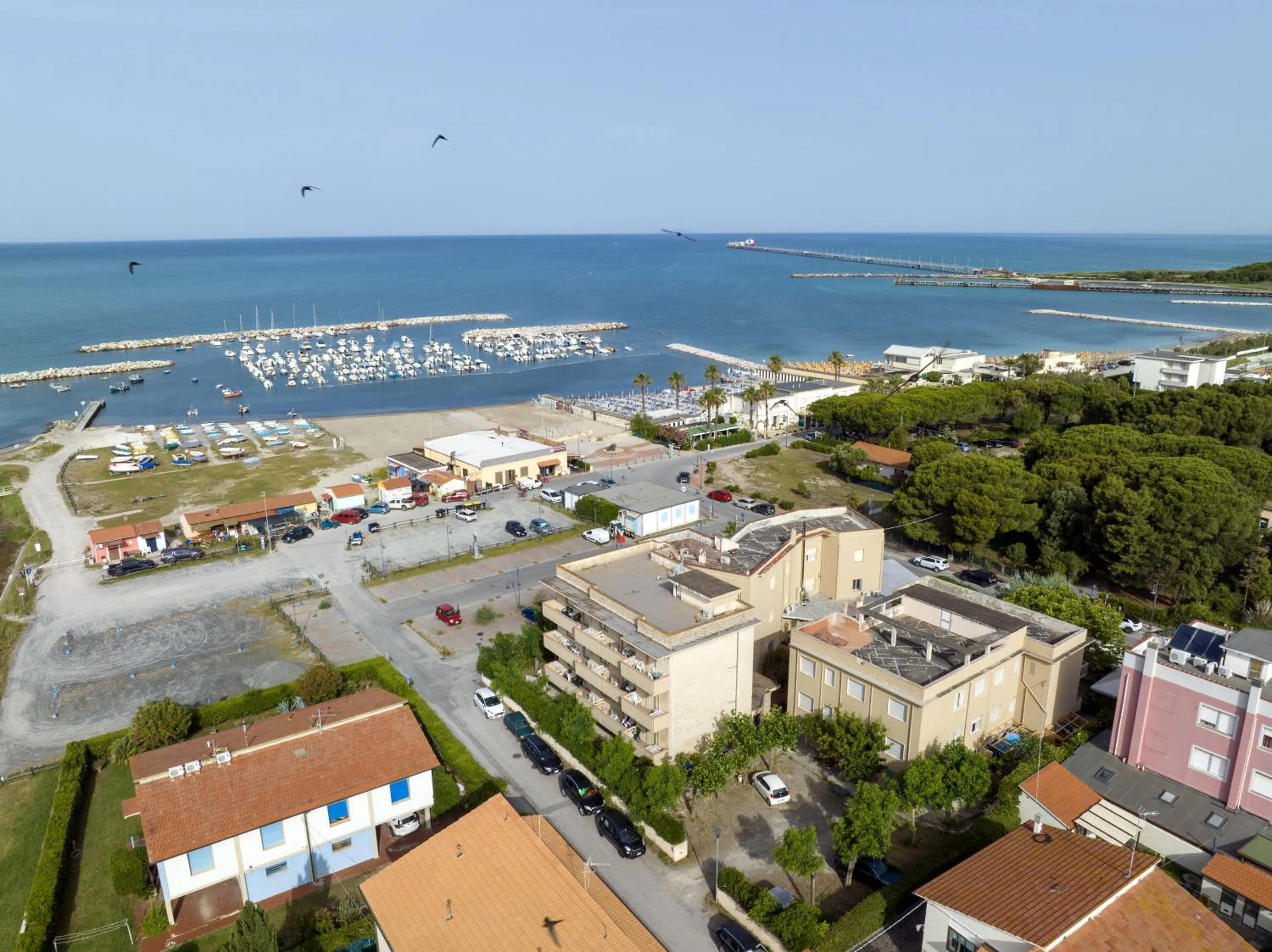 Property building in Hotel Quisisana